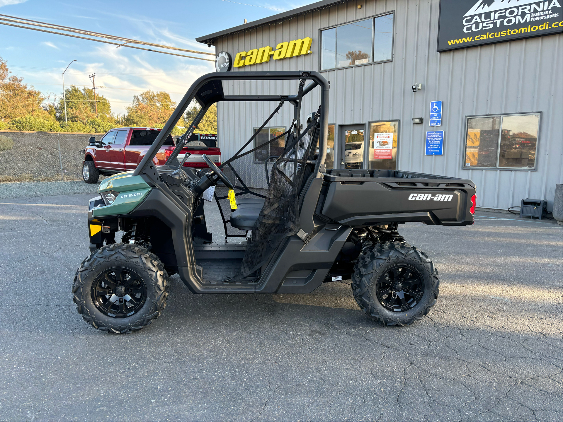 2025 Can-Am Defender DPS HD7 in Acampo, California - Photo 3