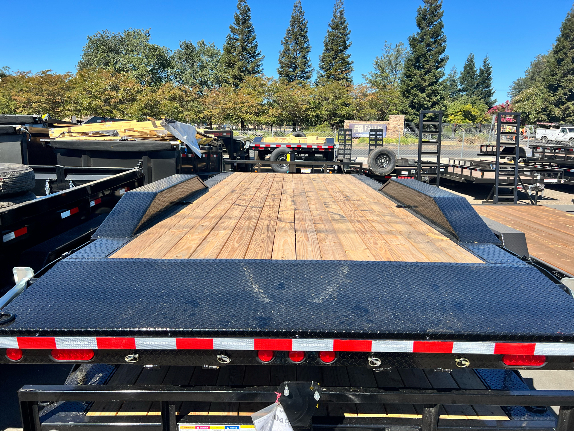 2023 PJ Trailers 5 in. Channel Buggy Hauler (B5) 22 ft. in Acampo, California - Photo 4
