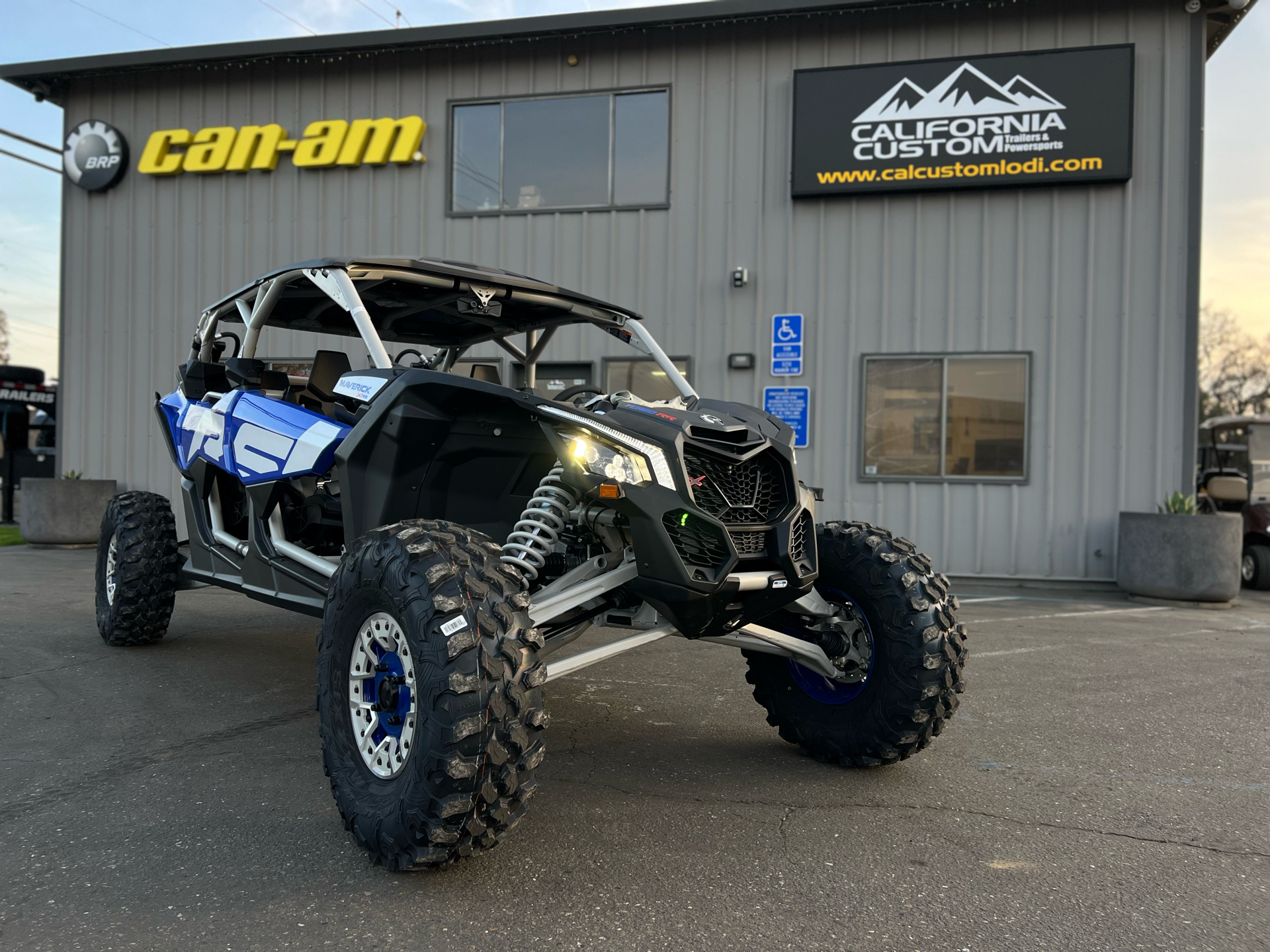 2023 Can-Am Maverick X3 Max X RS Turbo RR with Smart-Shox 72 in Acampo, California - Photo 2
