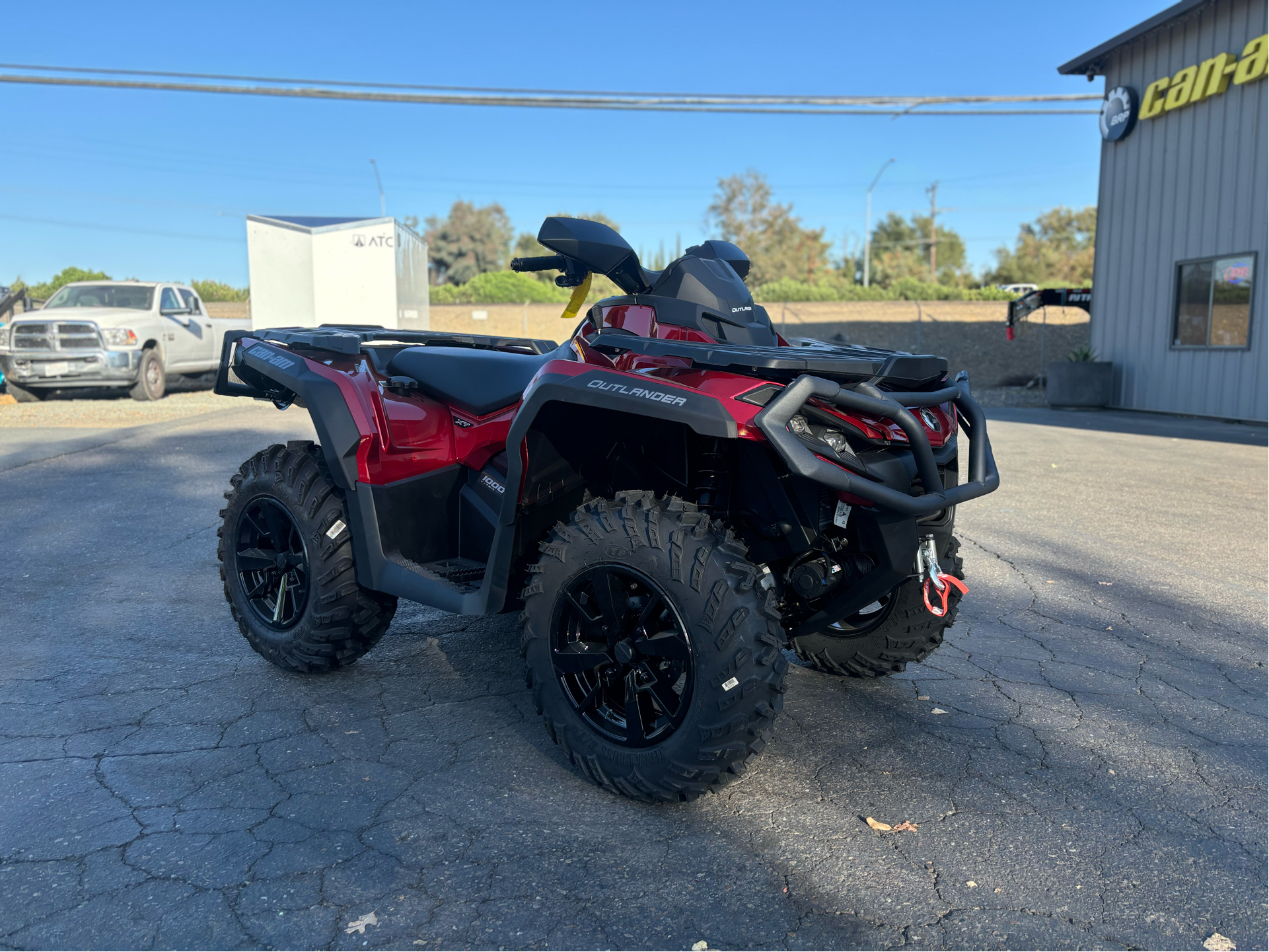 2024 Can-Am Outlander XT 1000R in Acampo, California - Photo 3