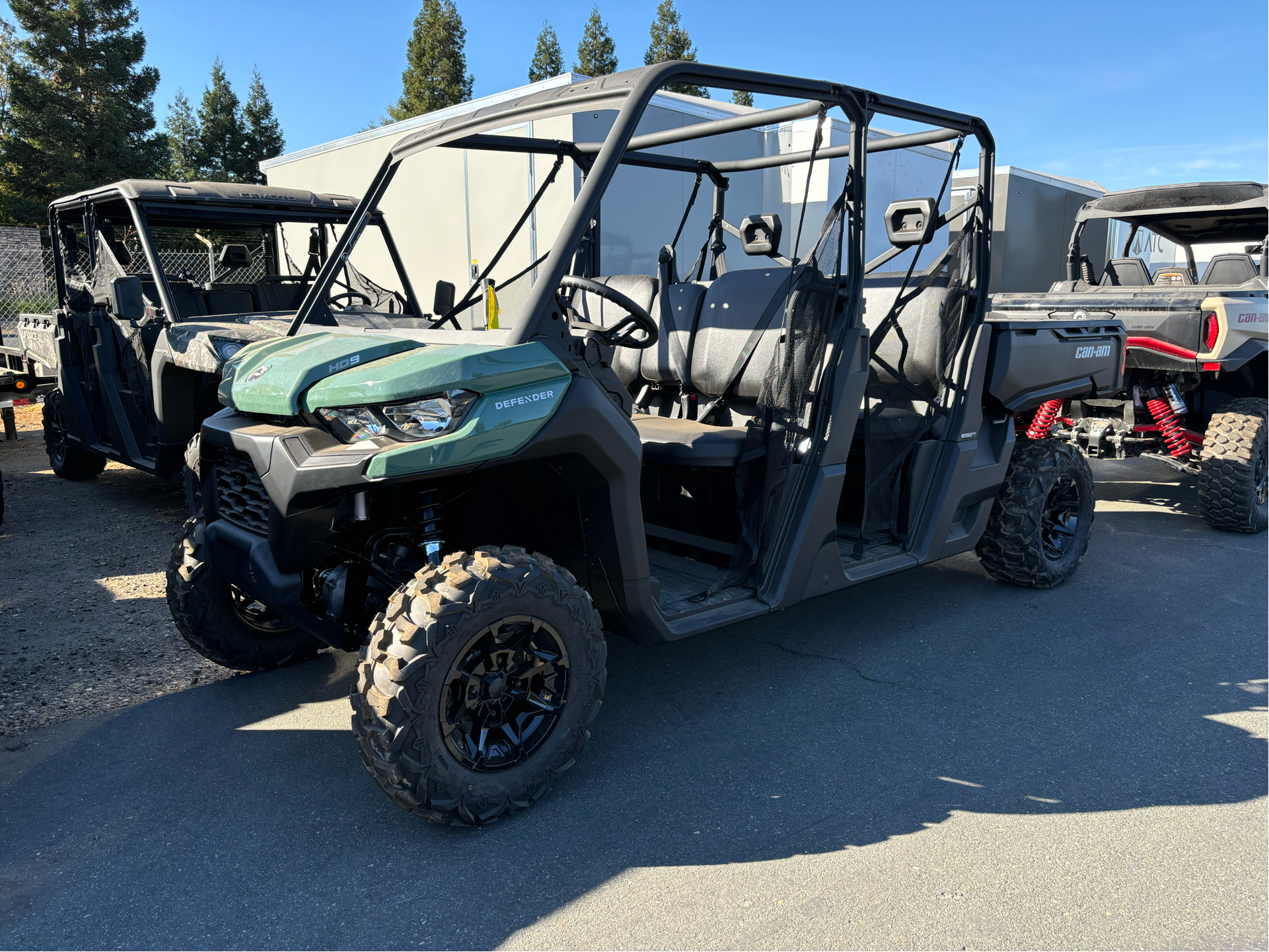 2025 Can-Am Defender MAX DPS HD9 in Acampo, California - Photo 2