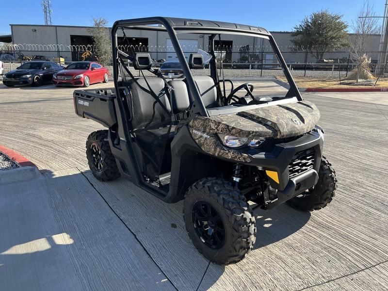 2023 Can-Am Defender DPS HD9 in Merced, California - Photo 1