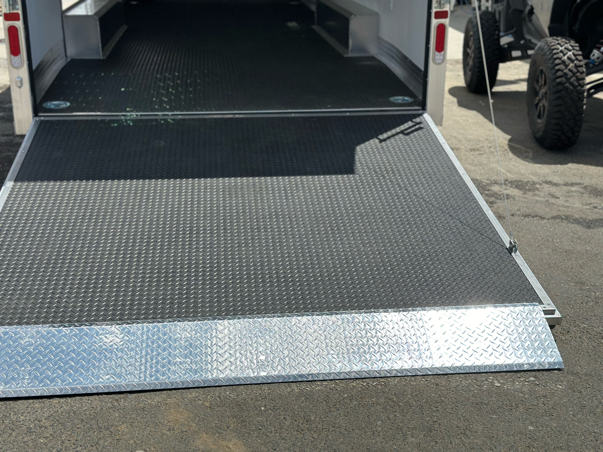 2023 Rover Trailers 8.5X24 - 12K ENCLOSED CAR HAULER in Merced, California - Photo 8