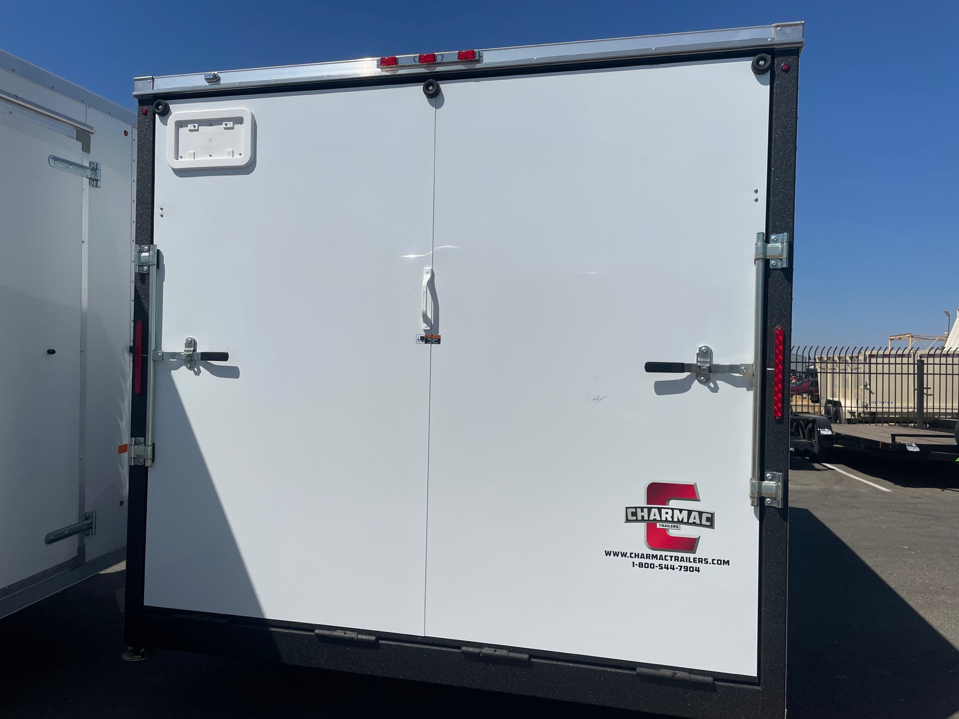 2023 Charmac Trailers 100" X 16' - STEALTH CARGO V-NOSE in Merced, California - Photo 4