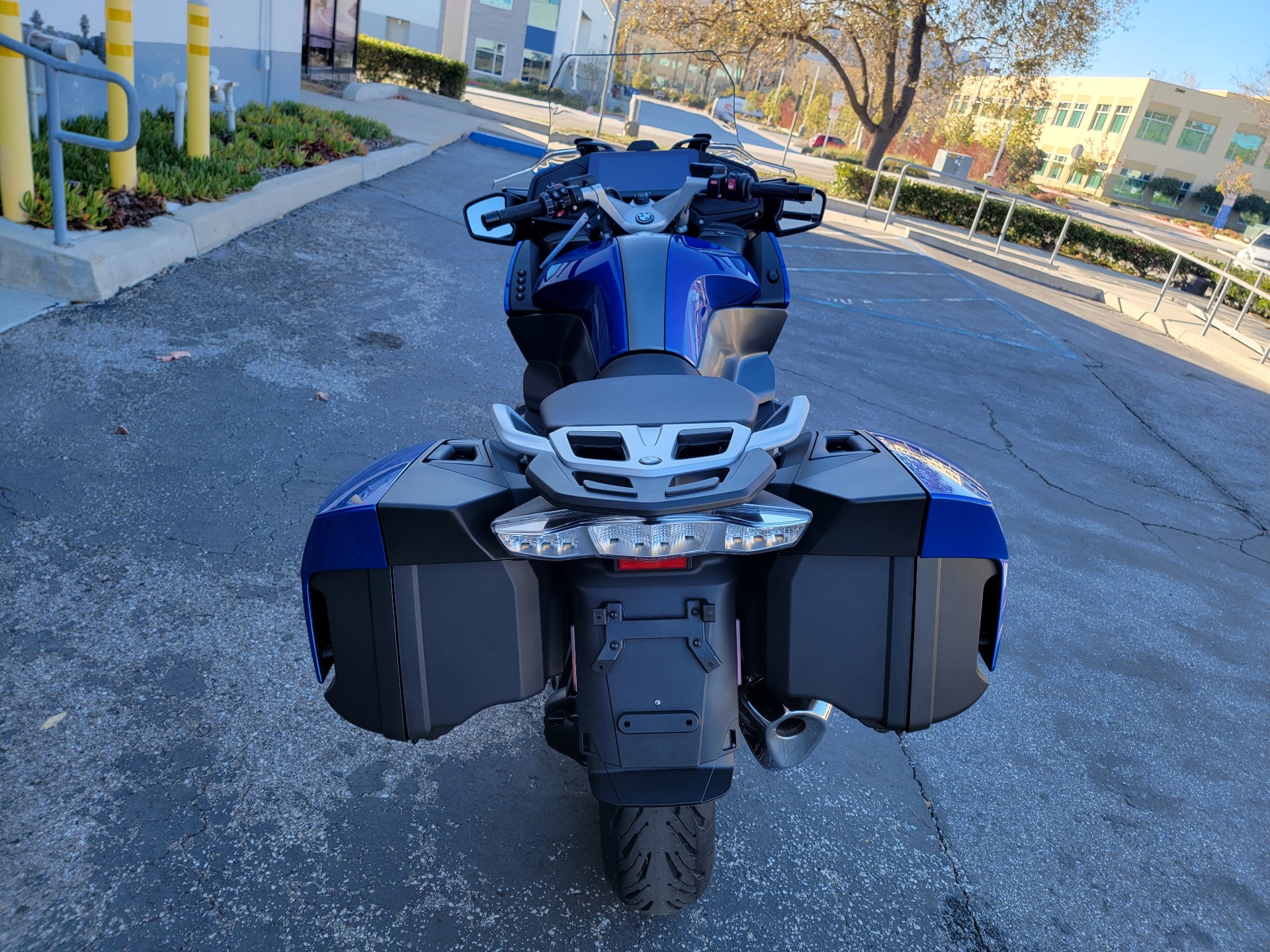 2024 BMW R 1250 RT in Newbury Park, California - Photo 4