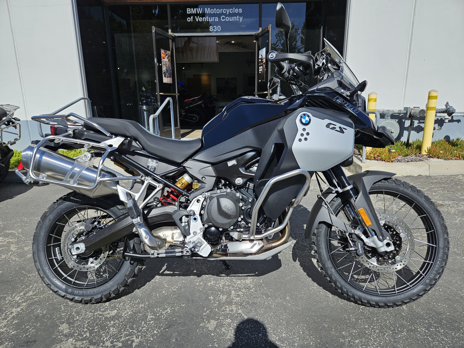 2024 BMW F 900 GS Adventure in Newbury Park, California - Photo 1