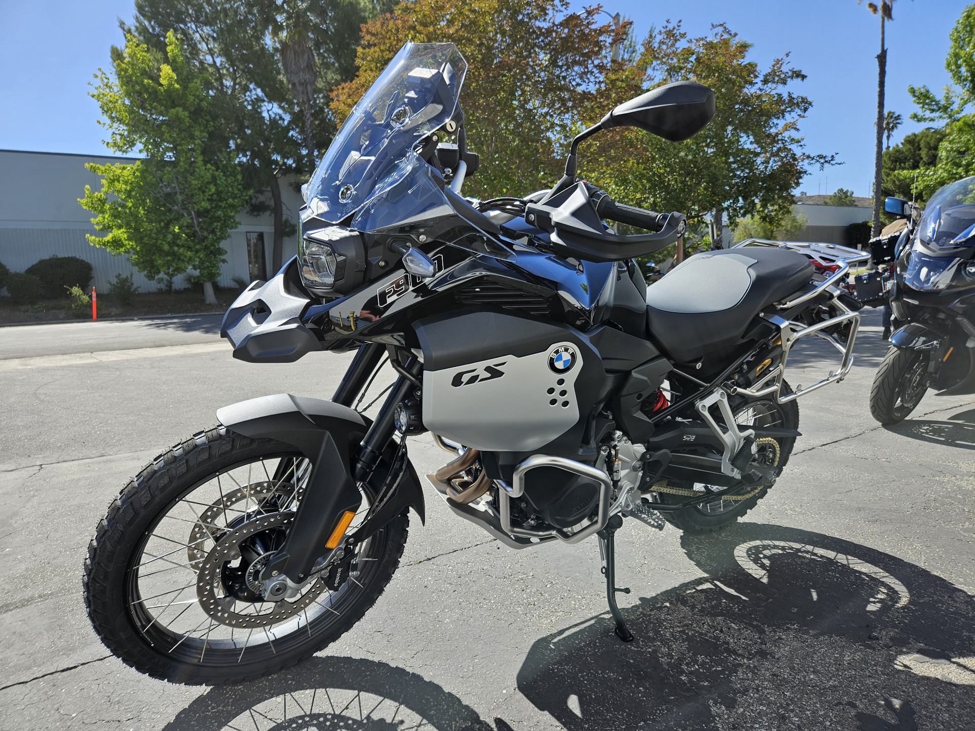 2024 BMW F 900 GS Adventure in Newbury Park, California - Photo 6