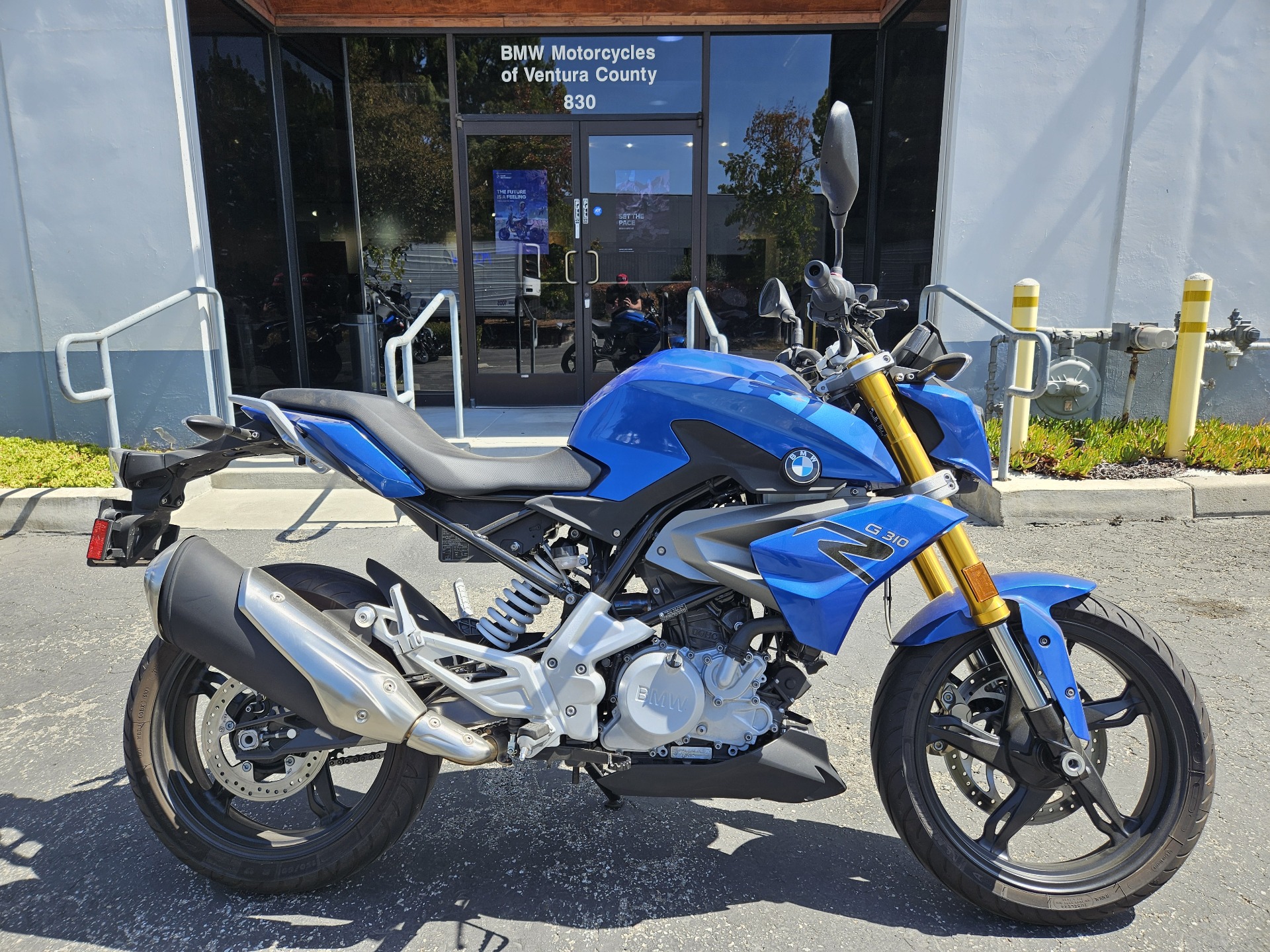 2018 BMW G 310 R in Newbury Park, California - Photo 1