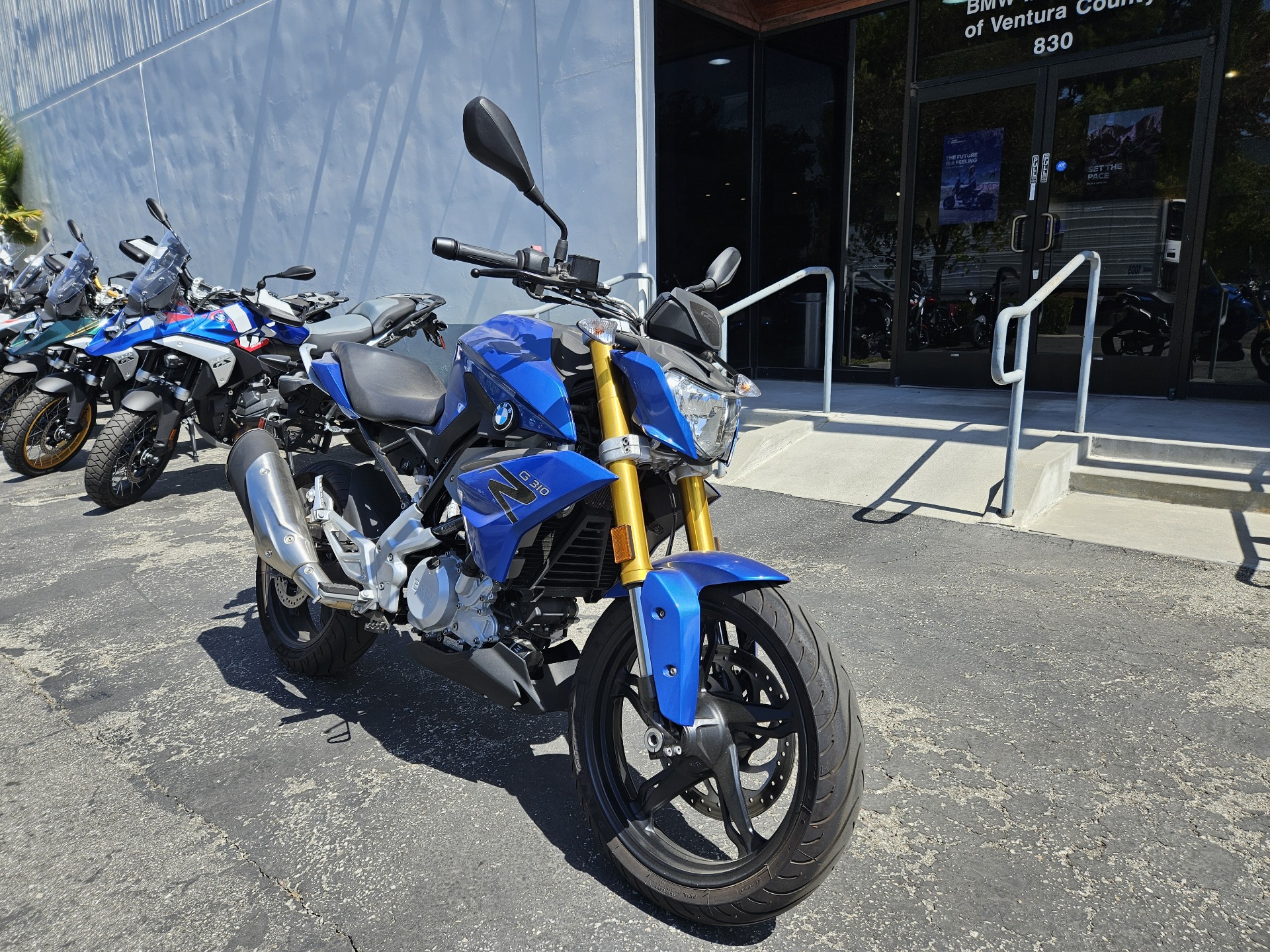 2018 BMW G 310 R in Newbury Park, California - Photo 8