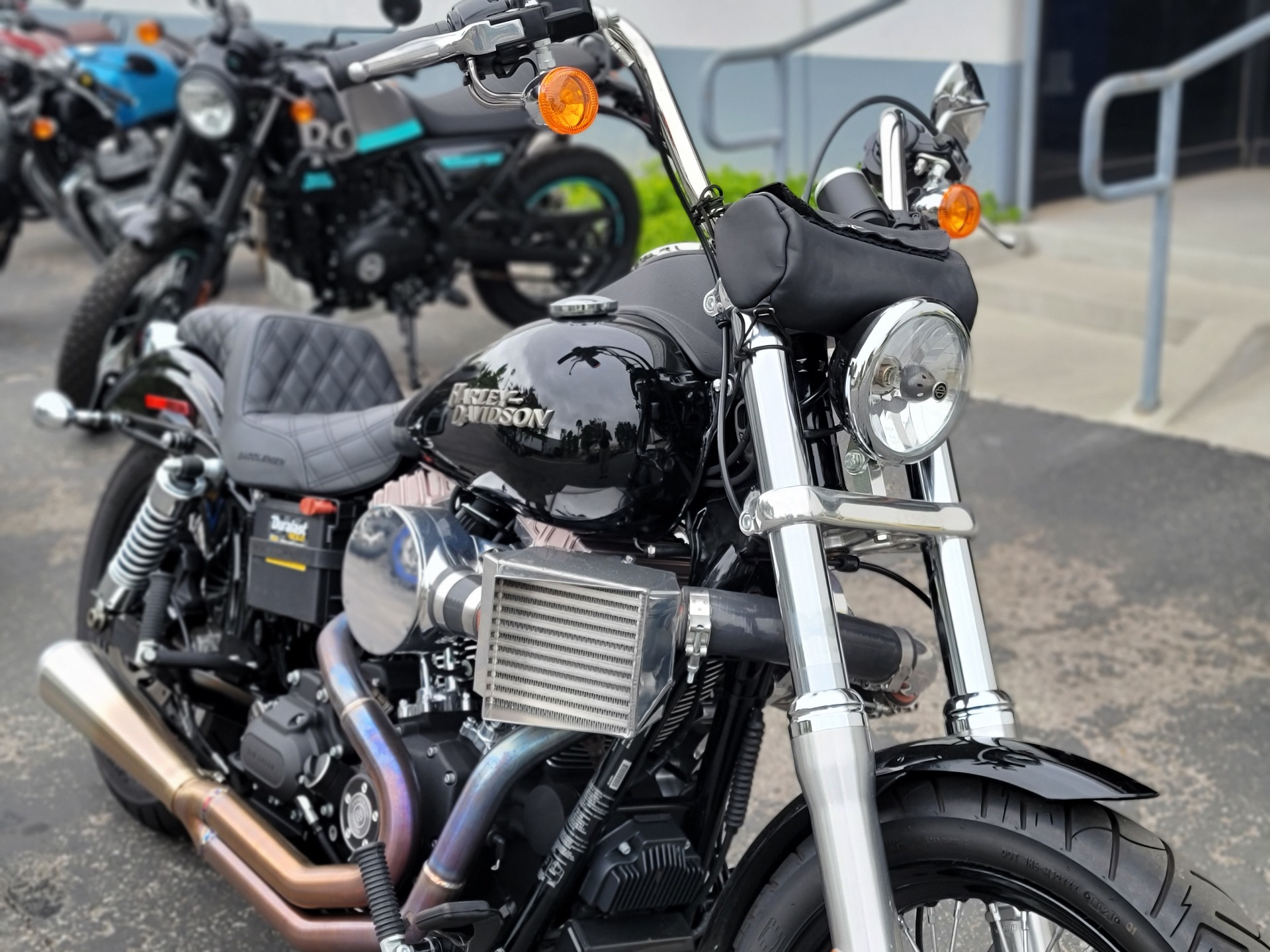 2012 Harley-Davidson Dyna® Street Bob® in Newbury Park, California - Photo 2