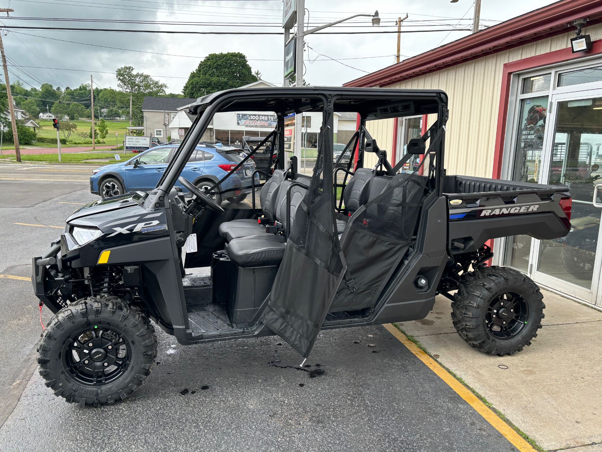 2024 Polaris Ranger Crew XP 1000 Premium in Jamestown, New York - Photo 3