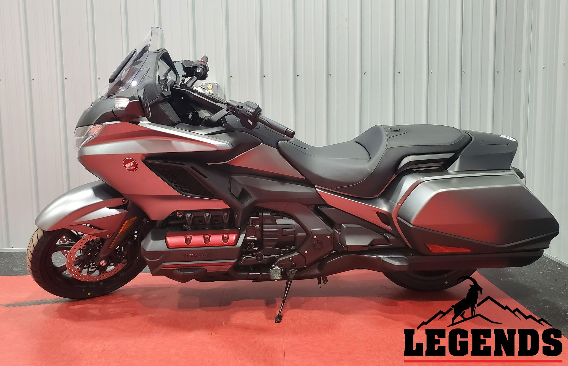 2023 Honda Gold Wing Automatic DCT in Brockway, Pennsylvania - Photo 2