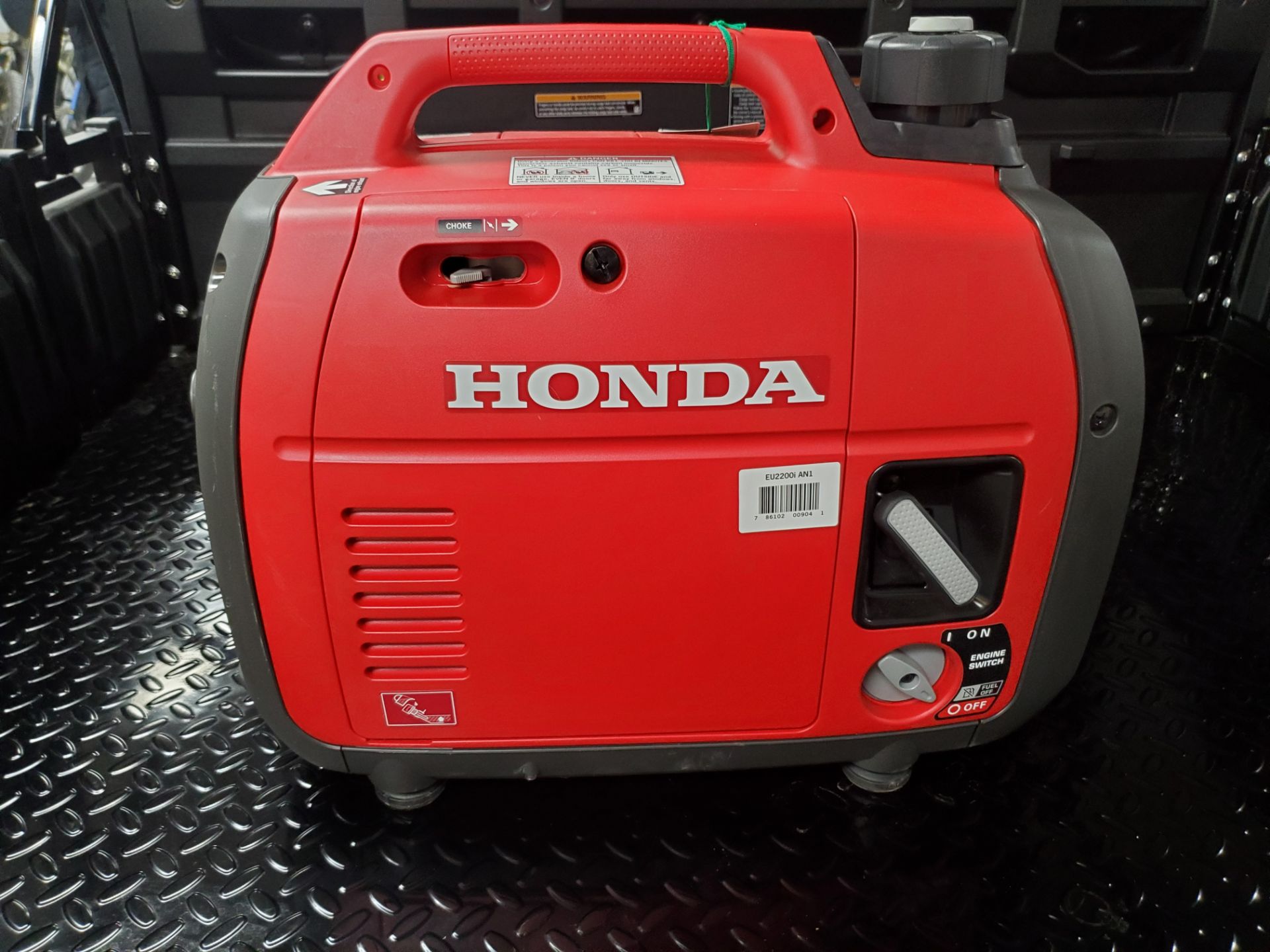 Honda Power Equipment EU2200i Companion with CO-MINDER in Brockway, Pennsylvania - Photo 2