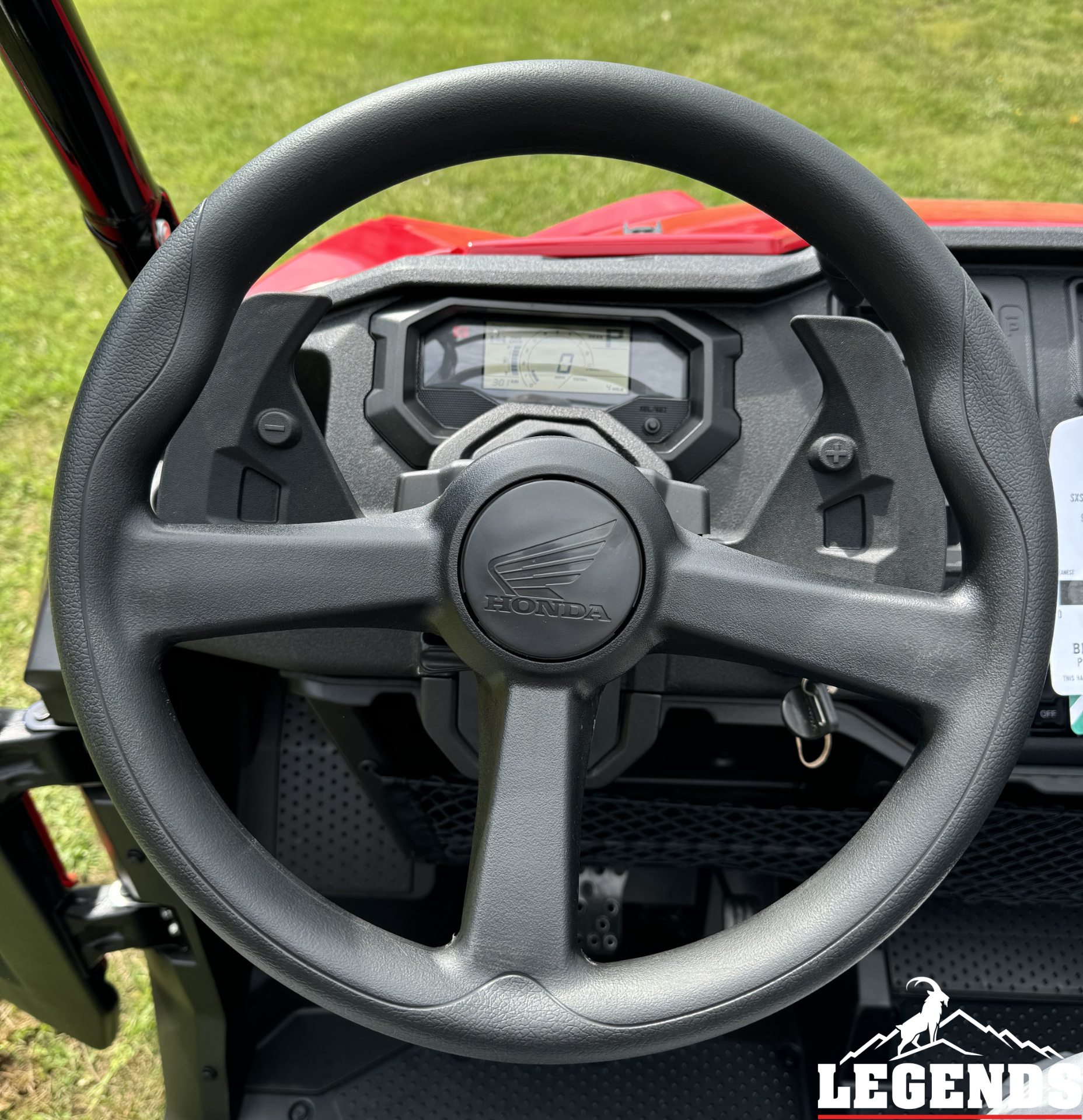 2024 Honda Pioneer 1000-5 Deluxe in Brockway, Pennsylvania - Photo 10