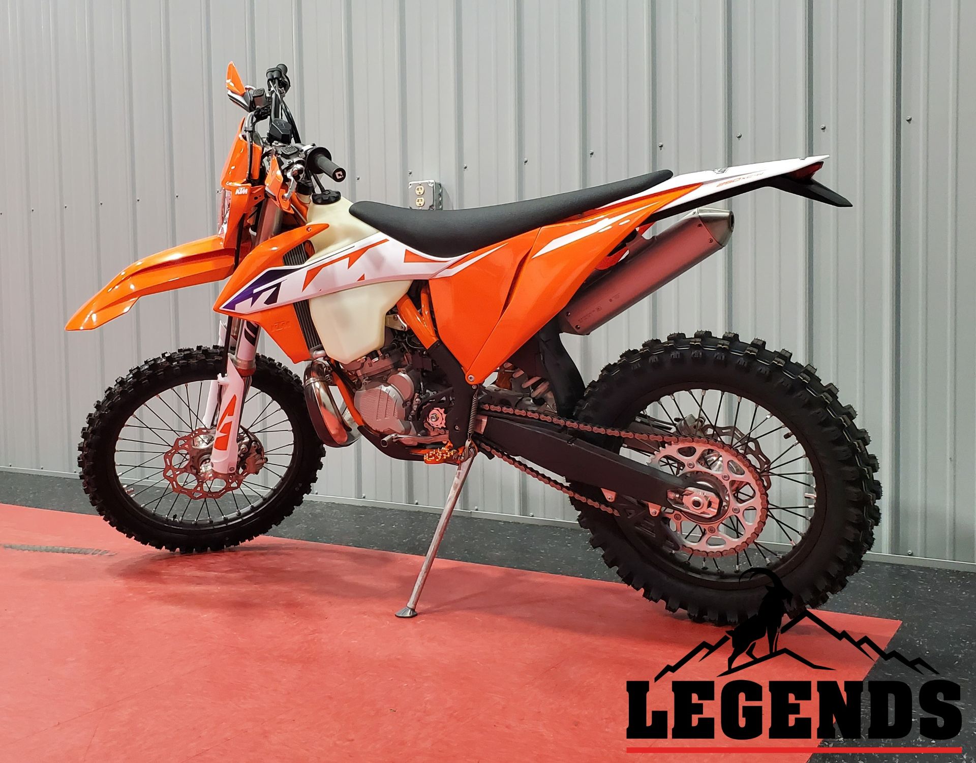 New 2023 KTM 250 XC-W, Saint Marys PA | Specs, Price, Photos