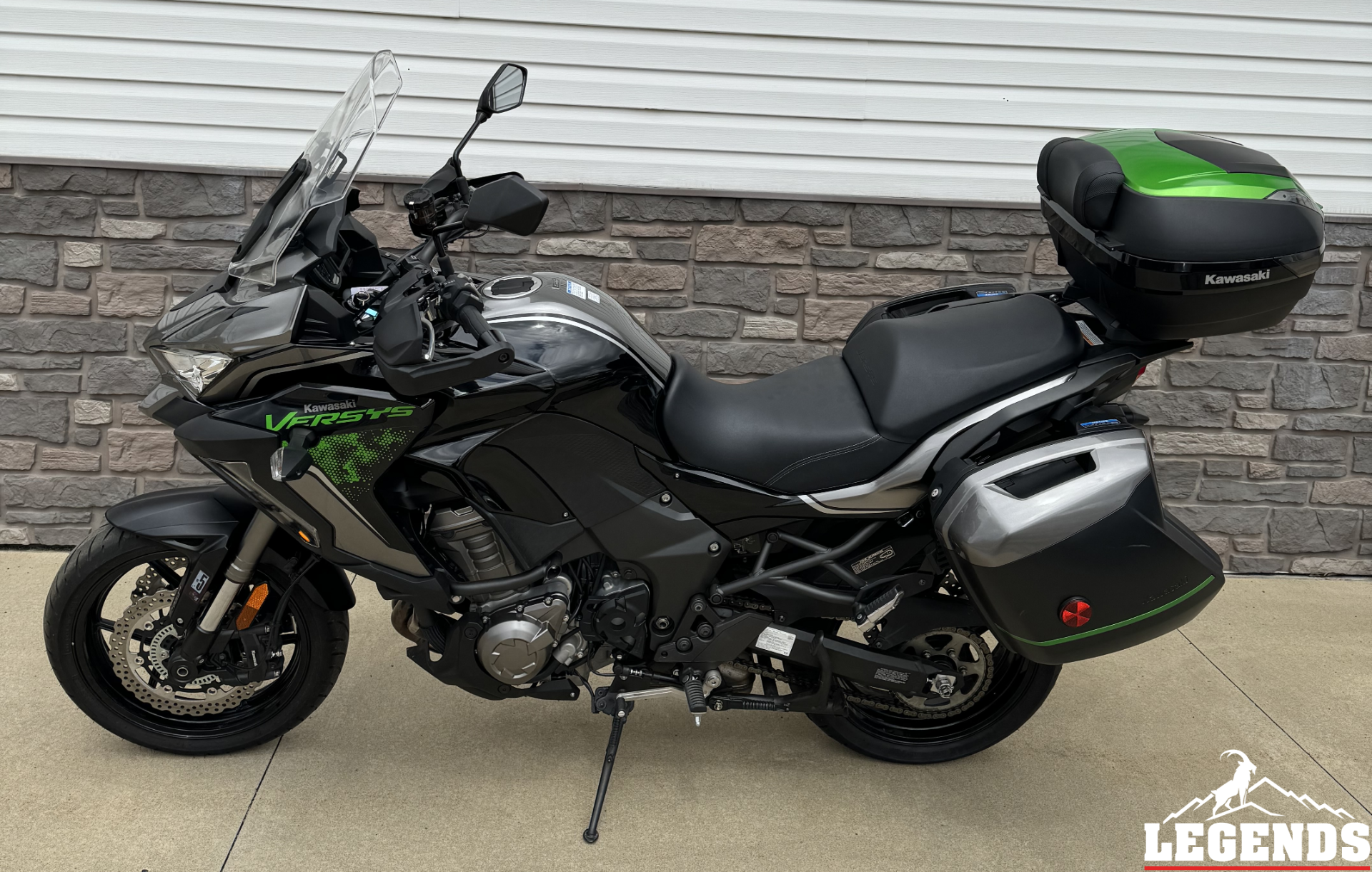 2022 Kawasaki Versys 1000 SE LT+ in Seneca, Pennsylvania - Photo 3