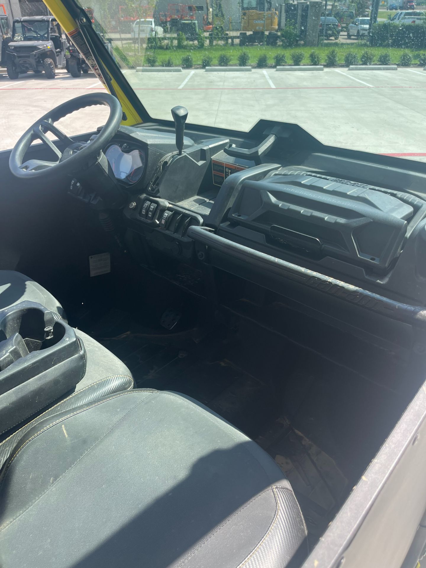 2019 Can-Am Defender Max X mr HD10 in Lancaster, Texas - Photo 8