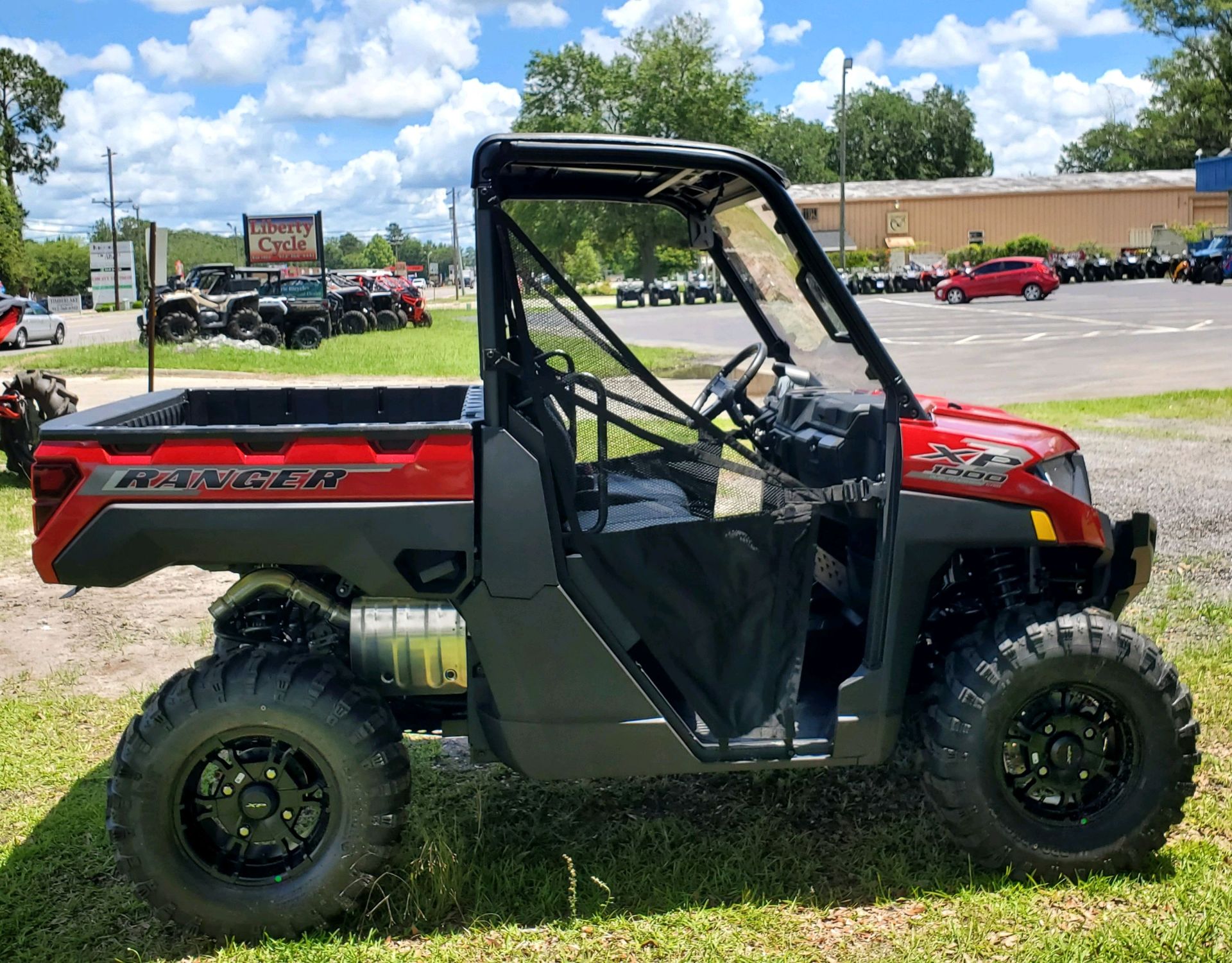 2025 Polaris Ranger XP 1000 Premium in Hinesville, Georgia - Photo 4