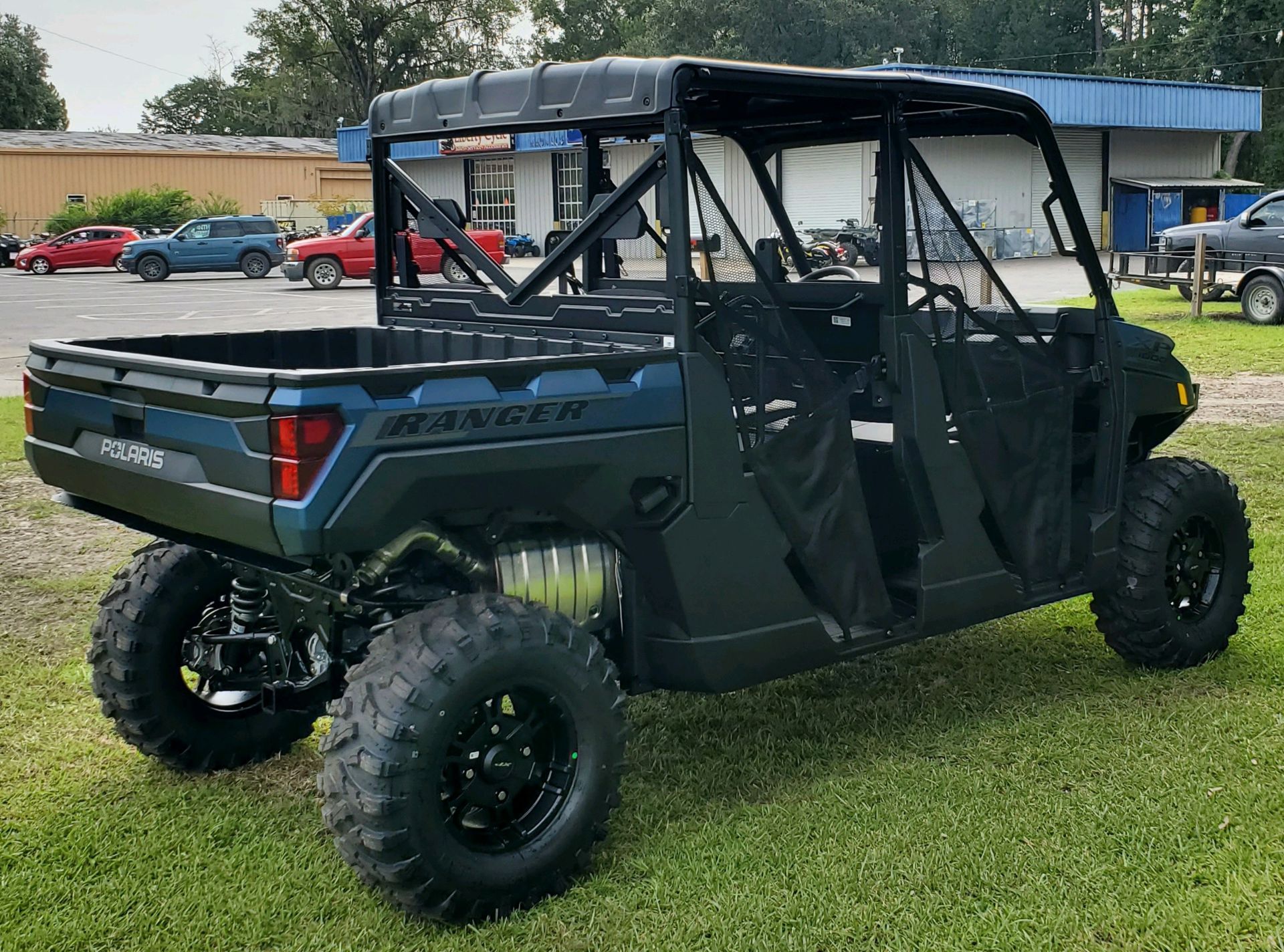 2025 Polaris Ranger Crew XP 1000 Premium in Hinesville, Georgia - Photo 6