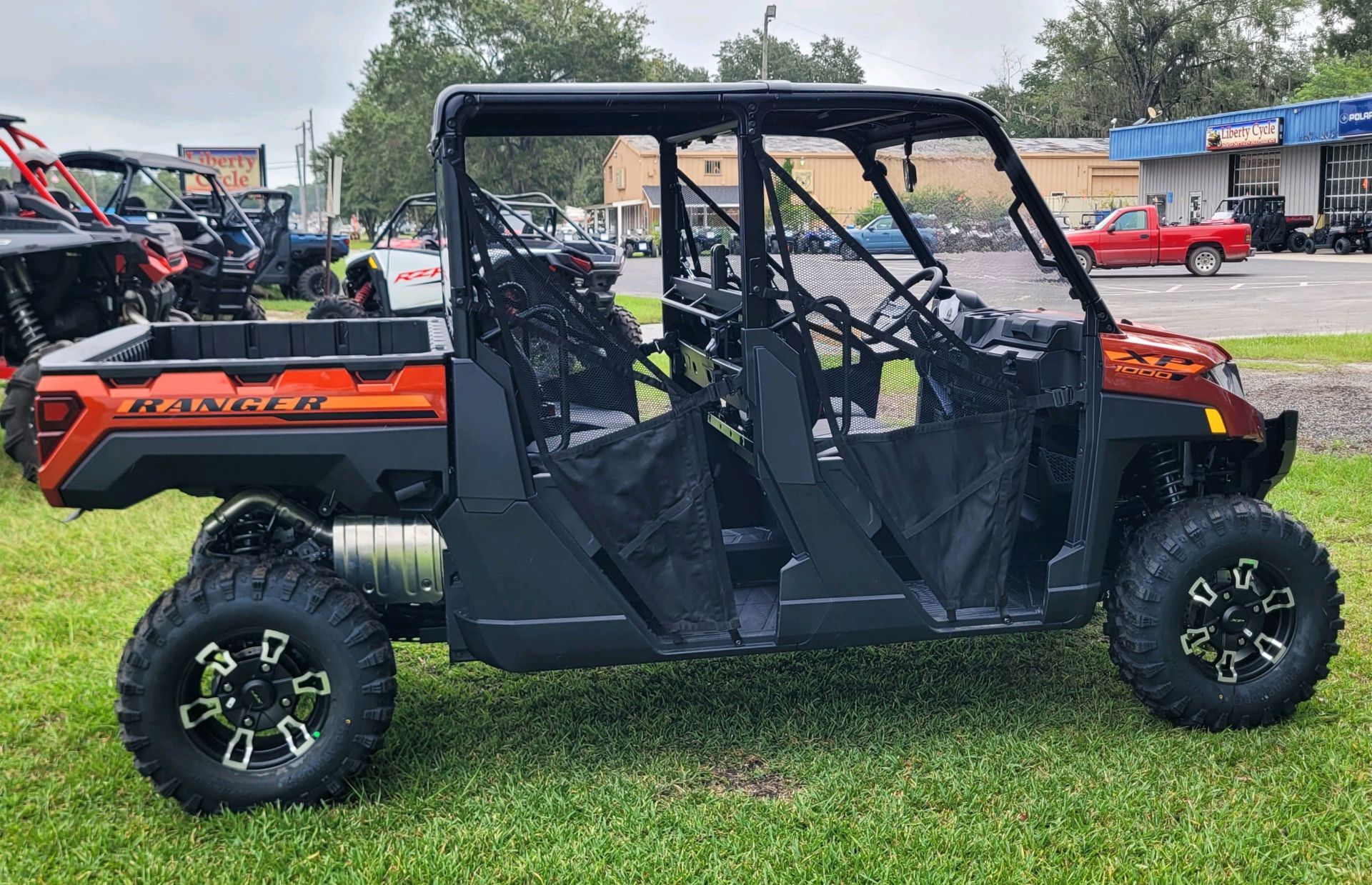 2025 Polaris Ranger Crew XP 1000 Premium in Hinesville, Georgia - Photo 6