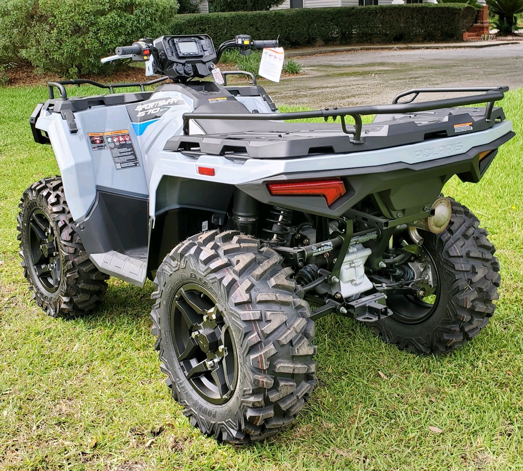 2024 Polaris Sportsman 570 Premium in Hinesville, Georgia - Photo 2