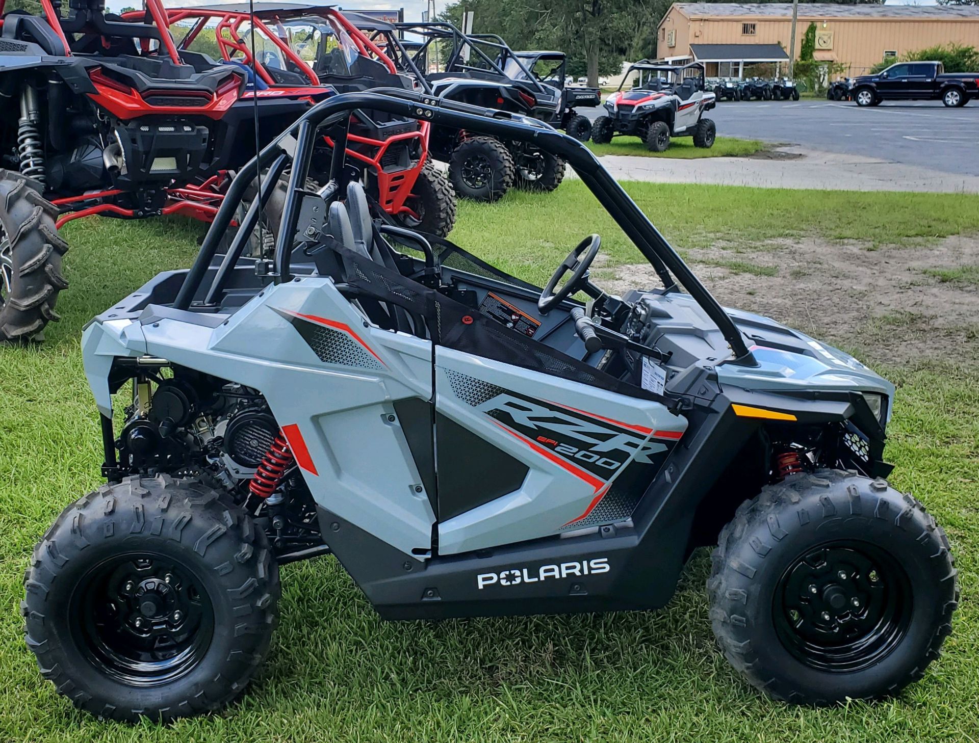 2024 Polaris RZR 200 EFI in Hinesville, Georgia - Photo 5