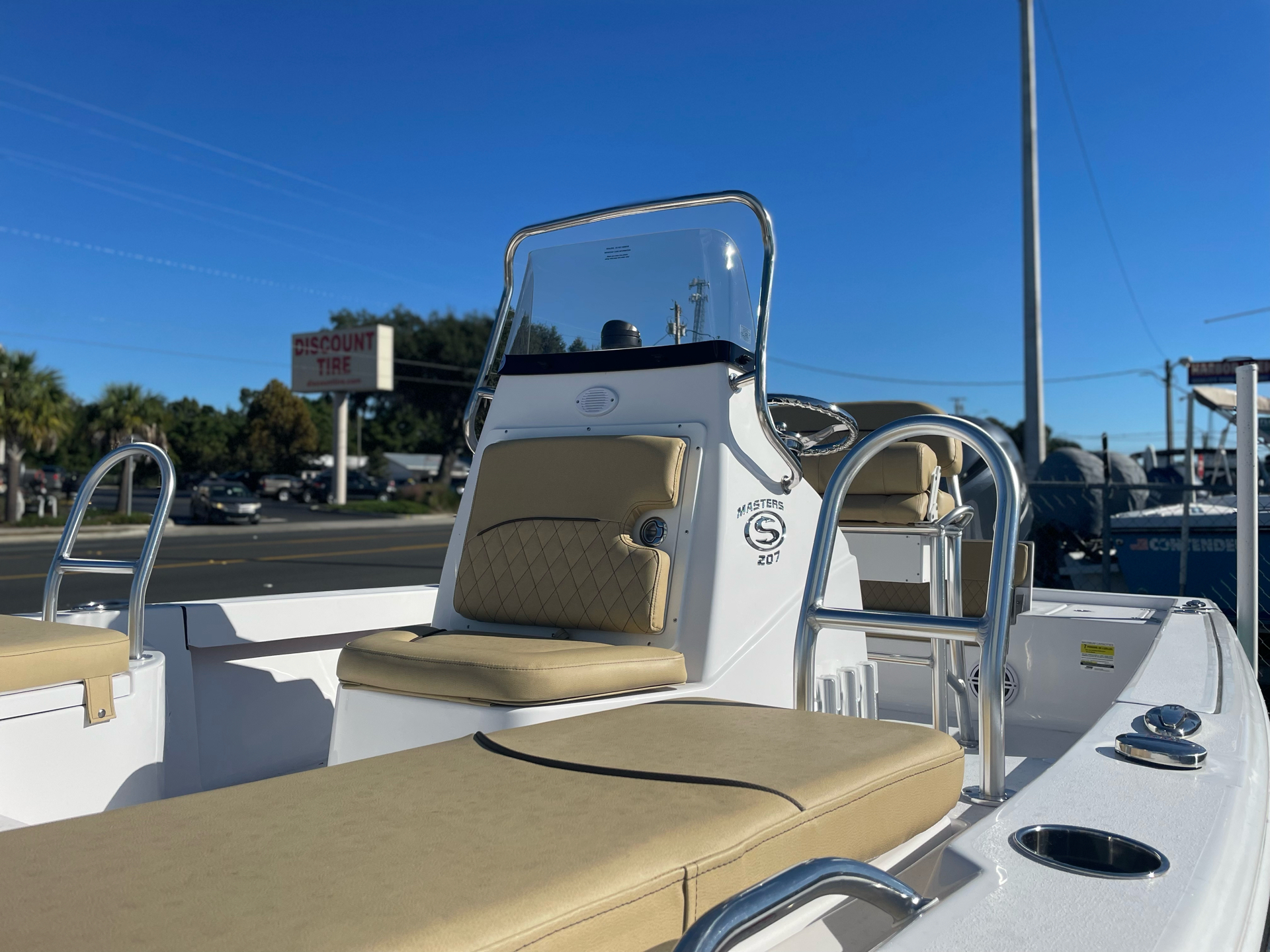 2023 Sportsman Masters 207 Bay Boat in Lake City, Florida - Photo 7