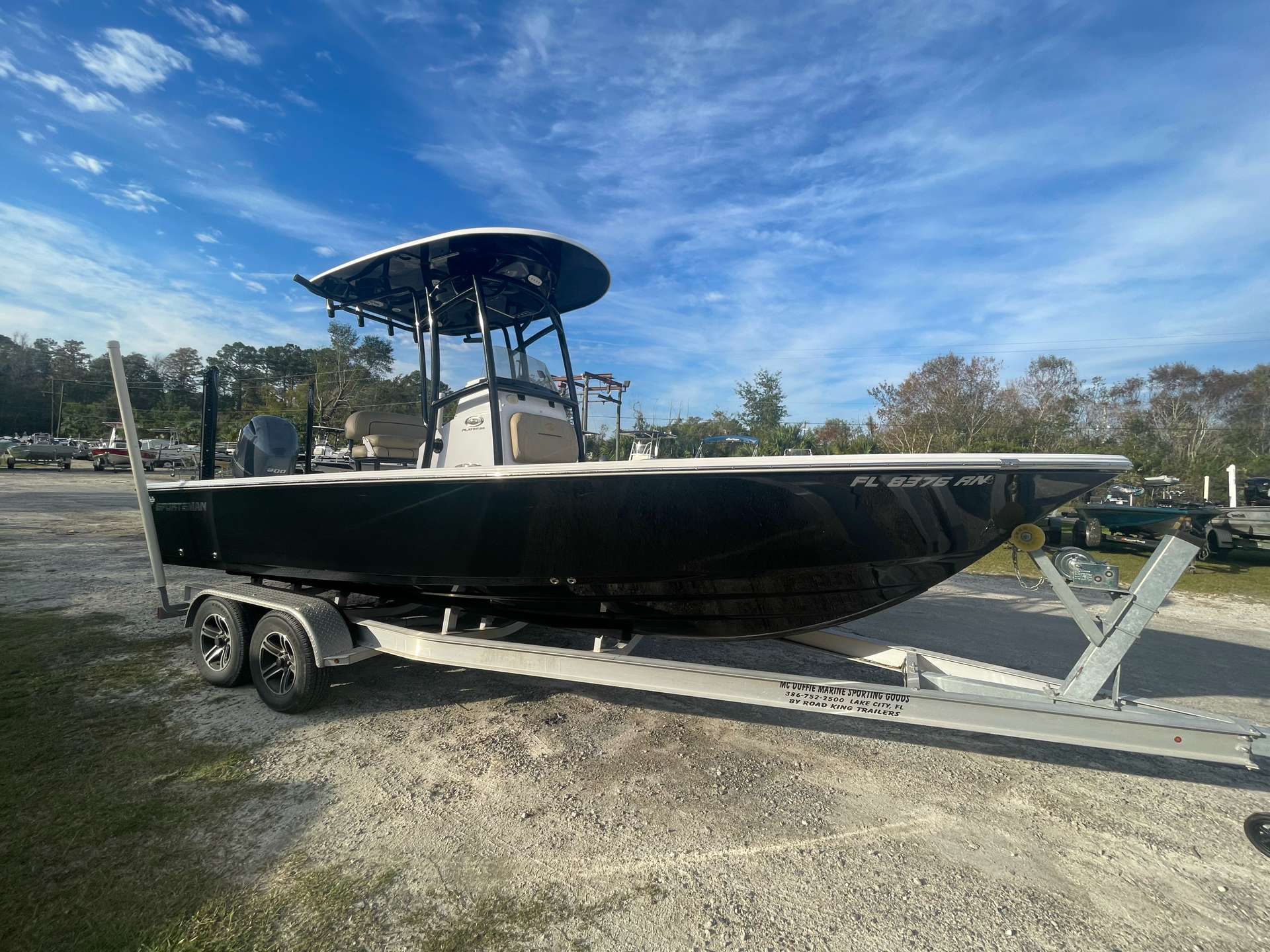 2018 Sportsman Masters 227 Bay Boat in Lake City, Florida - Photo 4
