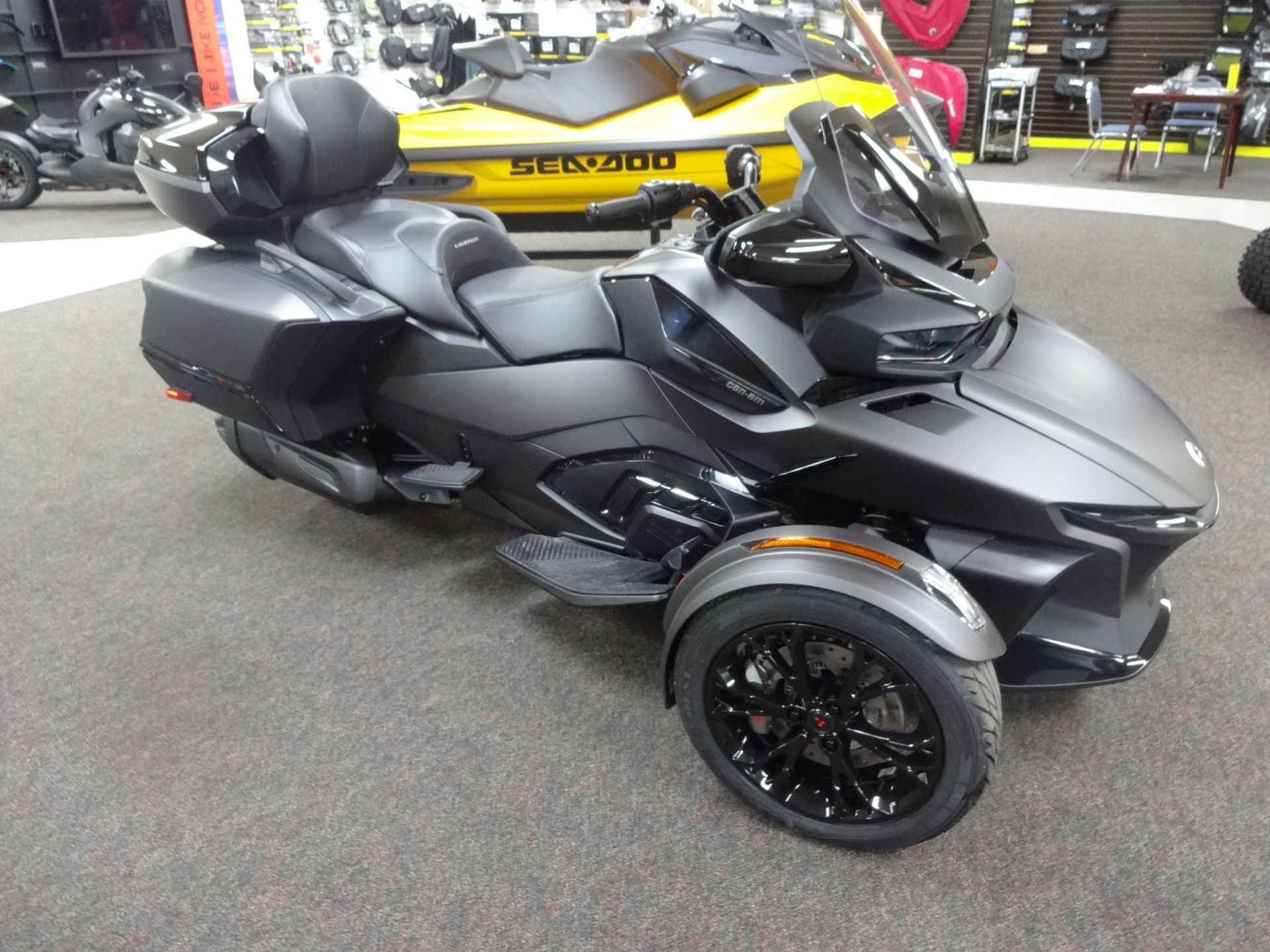 2022 Can-Am Spyder RT Limited in Zulu, Indiana - Photo 2