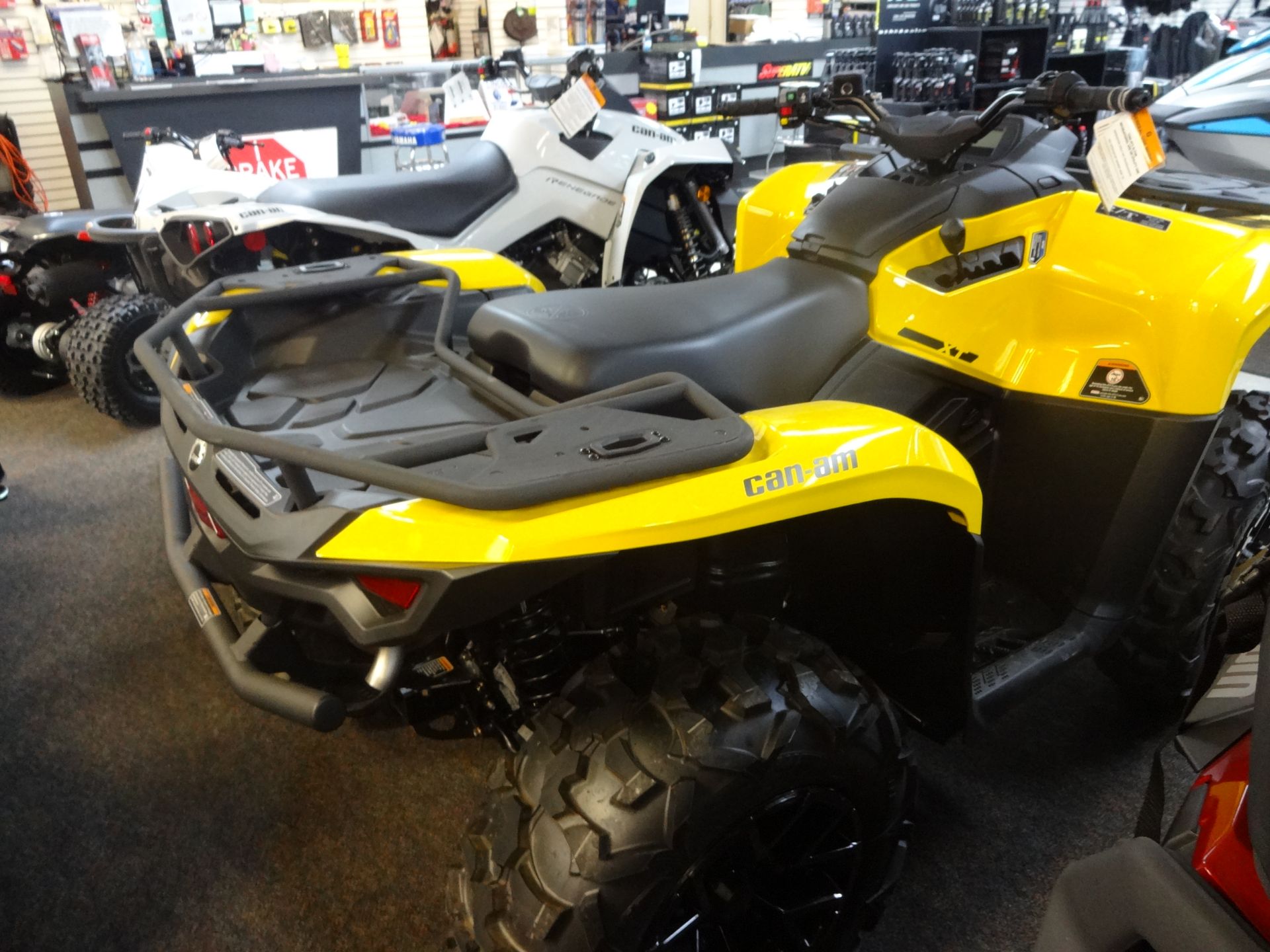 2024 Can-Am Outlander XT 700 in Zulu, Indiana - Photo 4