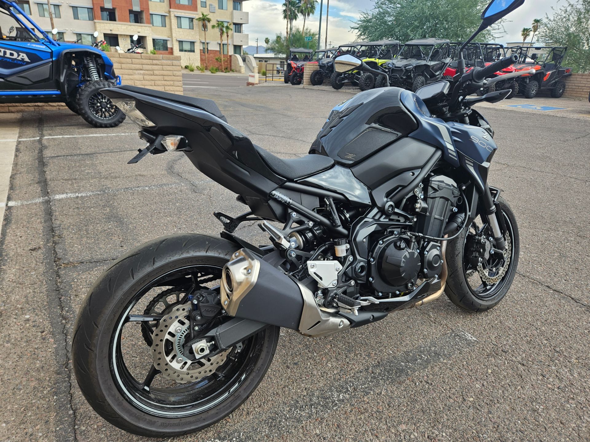 2022 Kawasaki Z900 ABS in Scottsdale, Arizona - Photo 2