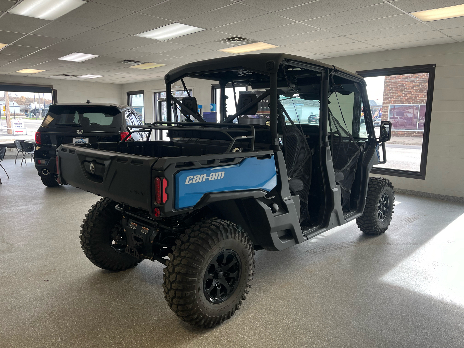 2023 Can-Am Defender MAX XT HD10 in Sheridan, Wyoming - Photo 4