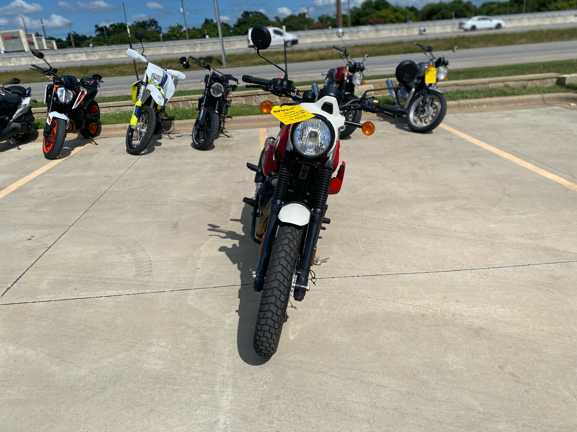 2023 Royal Enfield Scram 411 in Austin, Texas - Photo 9