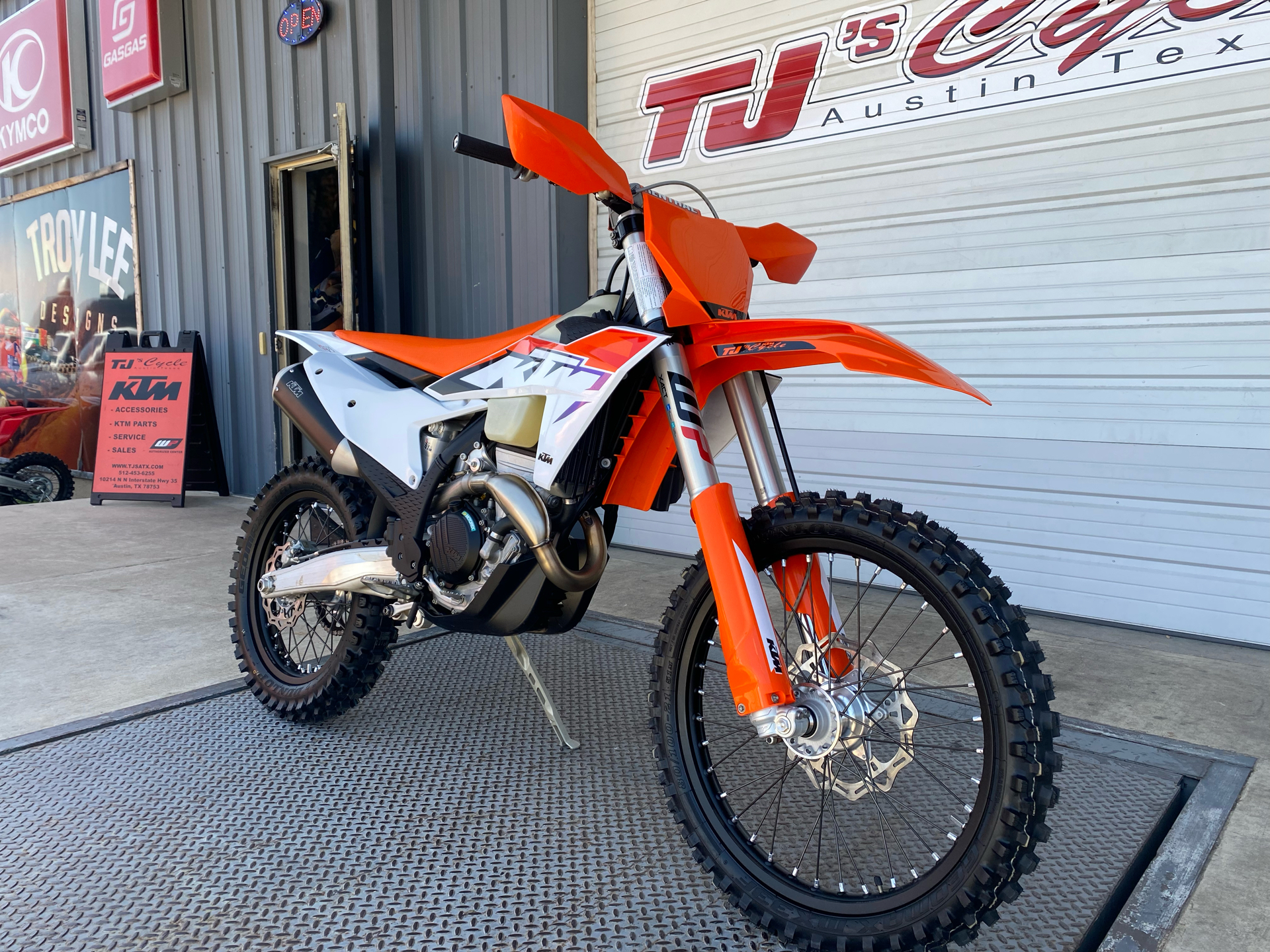 2023 KTM 350 XC-F in Austin, Texas - Photo 3