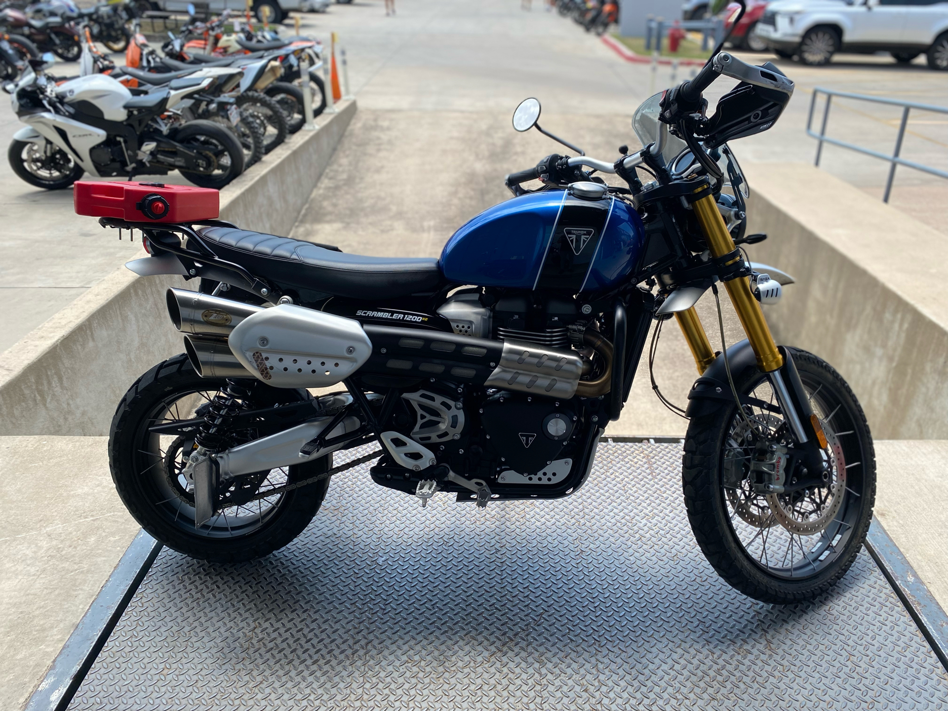 2020 Triumph Scrambler 1200 XE in Austin, Texas - Photo 2