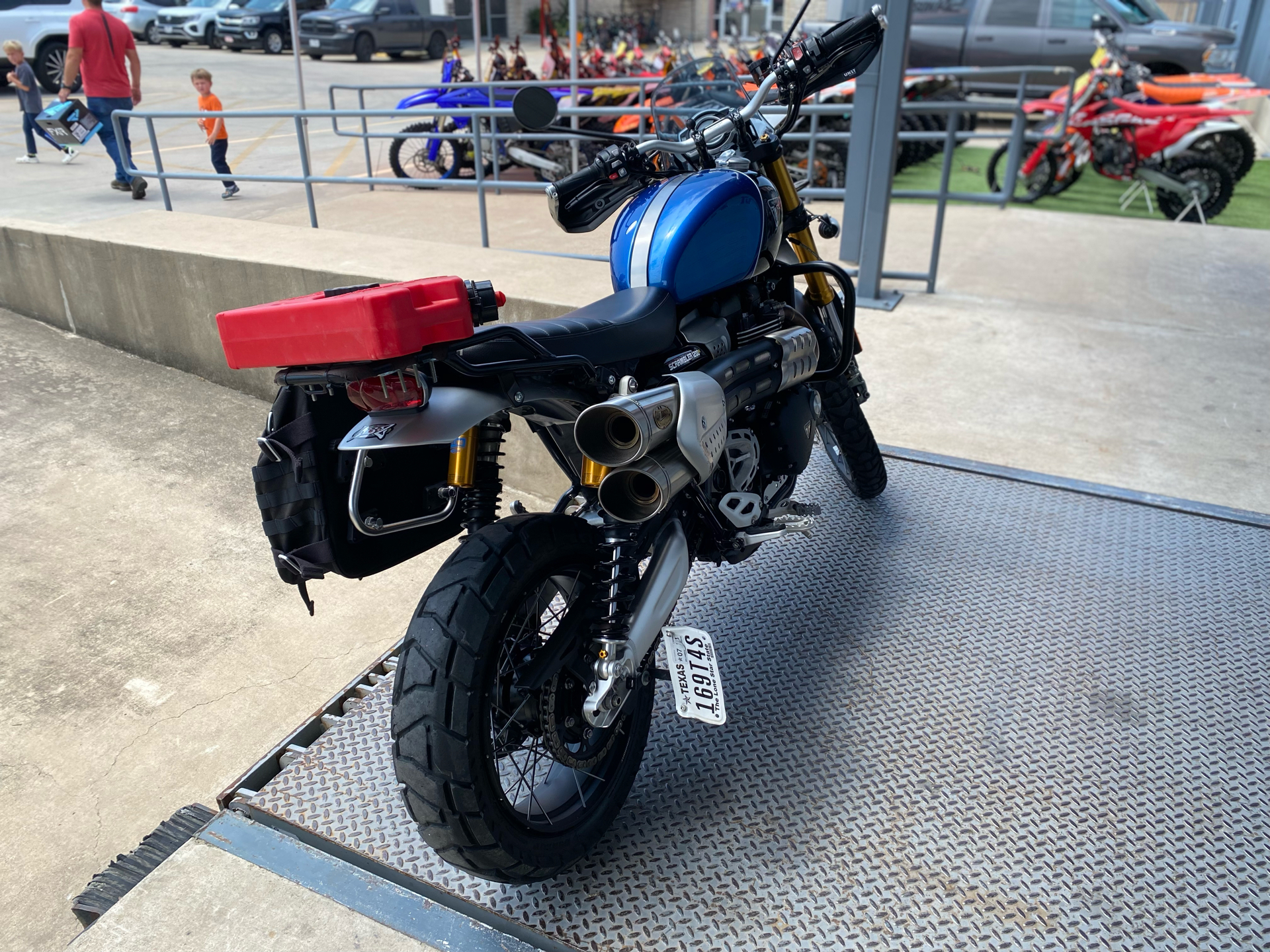 2020 Triumph Scrambler 1200 XE in Austin, Texas - Photo 6