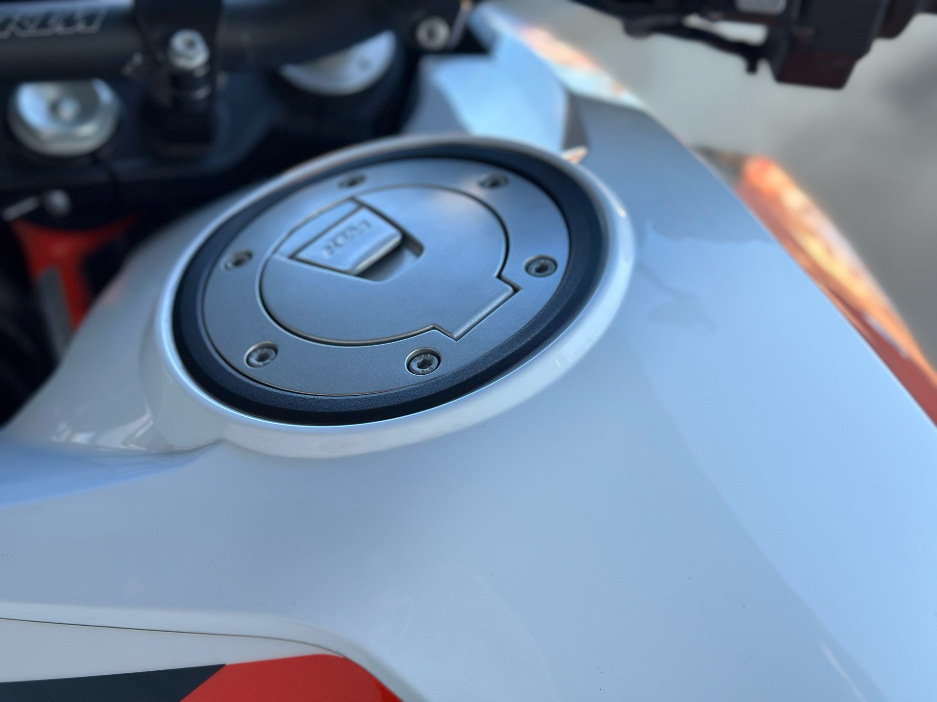 2019 KTM 1290 Super Adventure R in Austin, Texas - Photo 17