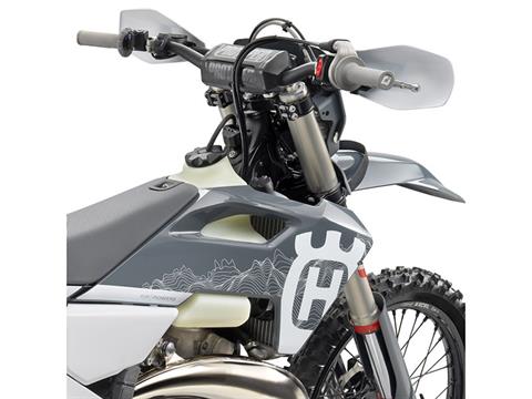 2025 Husqvarna TE 300 Pro in Austin, Texas - Photo 11