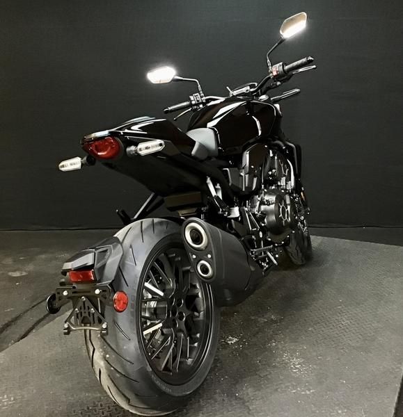 2021 Honda CB1000R Black Edition in Manitowoc, Wisconsin - Photo 7