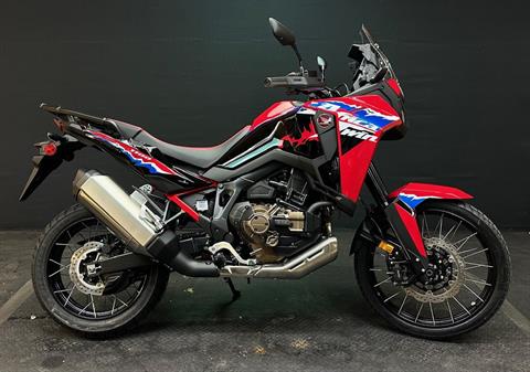 2024 Honda Africa Twin DCT in Manitowoc, Wisconsin - Photo 1