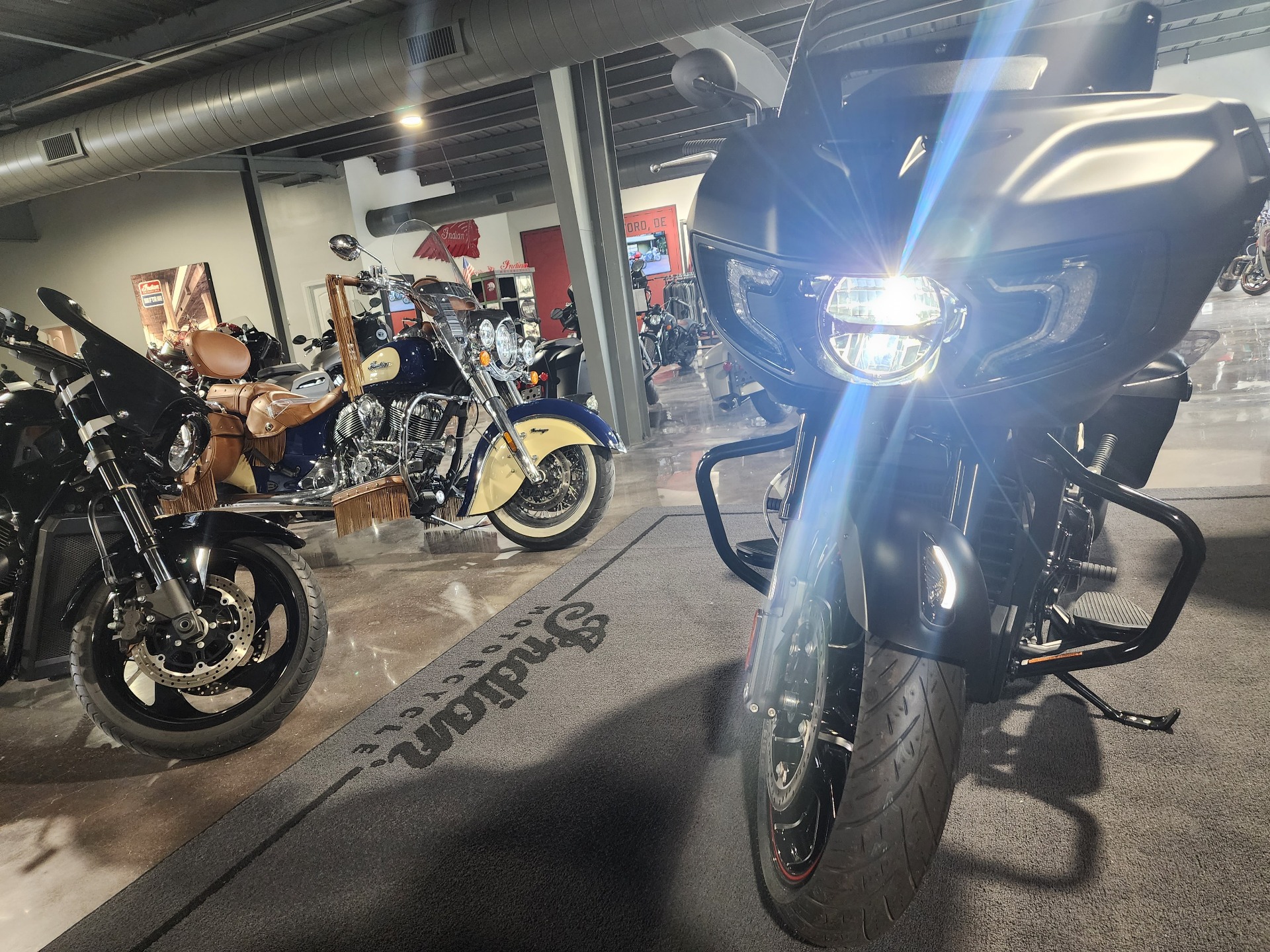 2023 Indian Motorcycle Challenger® Dark Horse® in Blades, Delaware - Photo 15