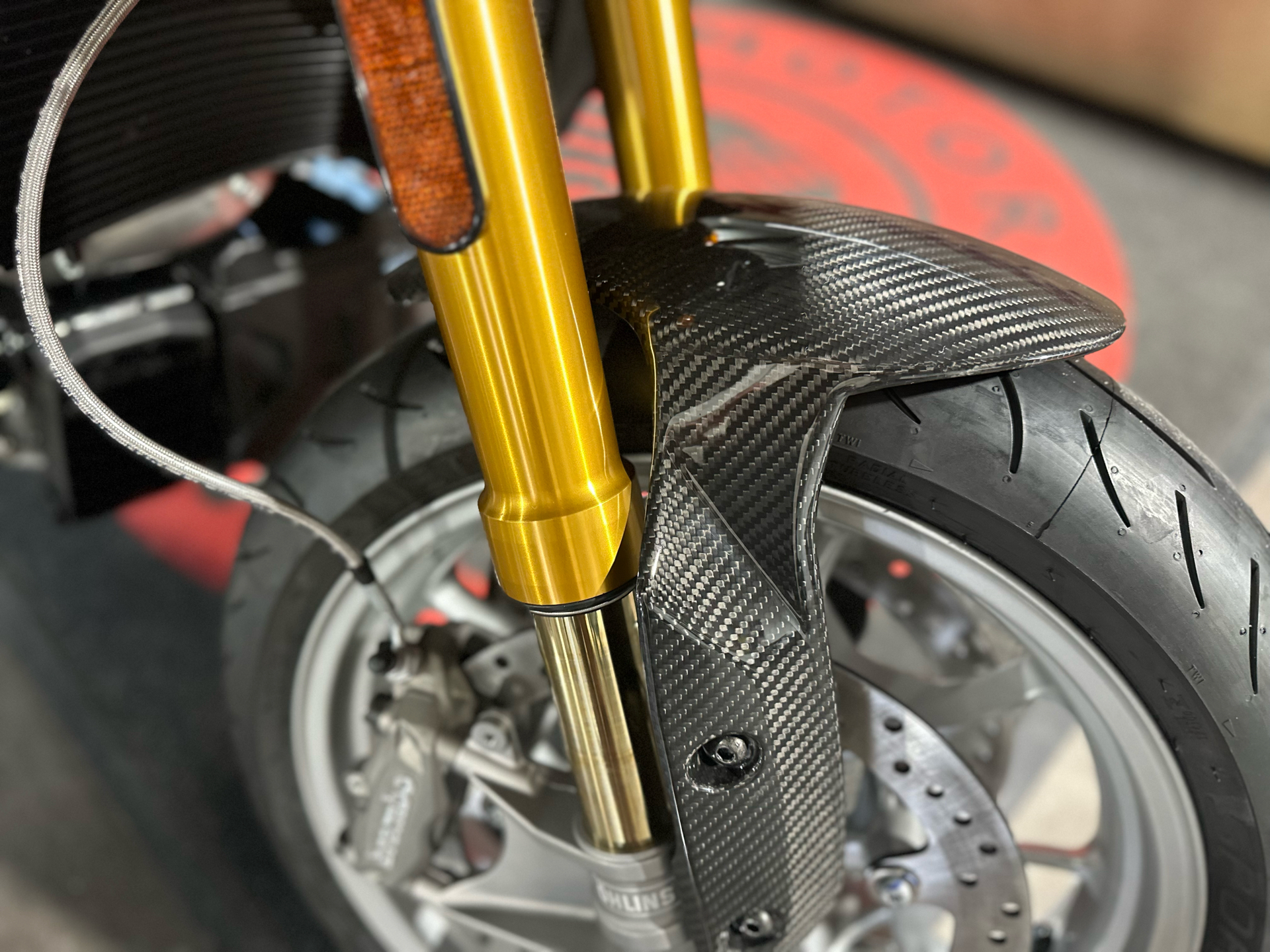 2023 Indian Motorcycle FTR R Carbon in Blades, Delaware - Photo 3