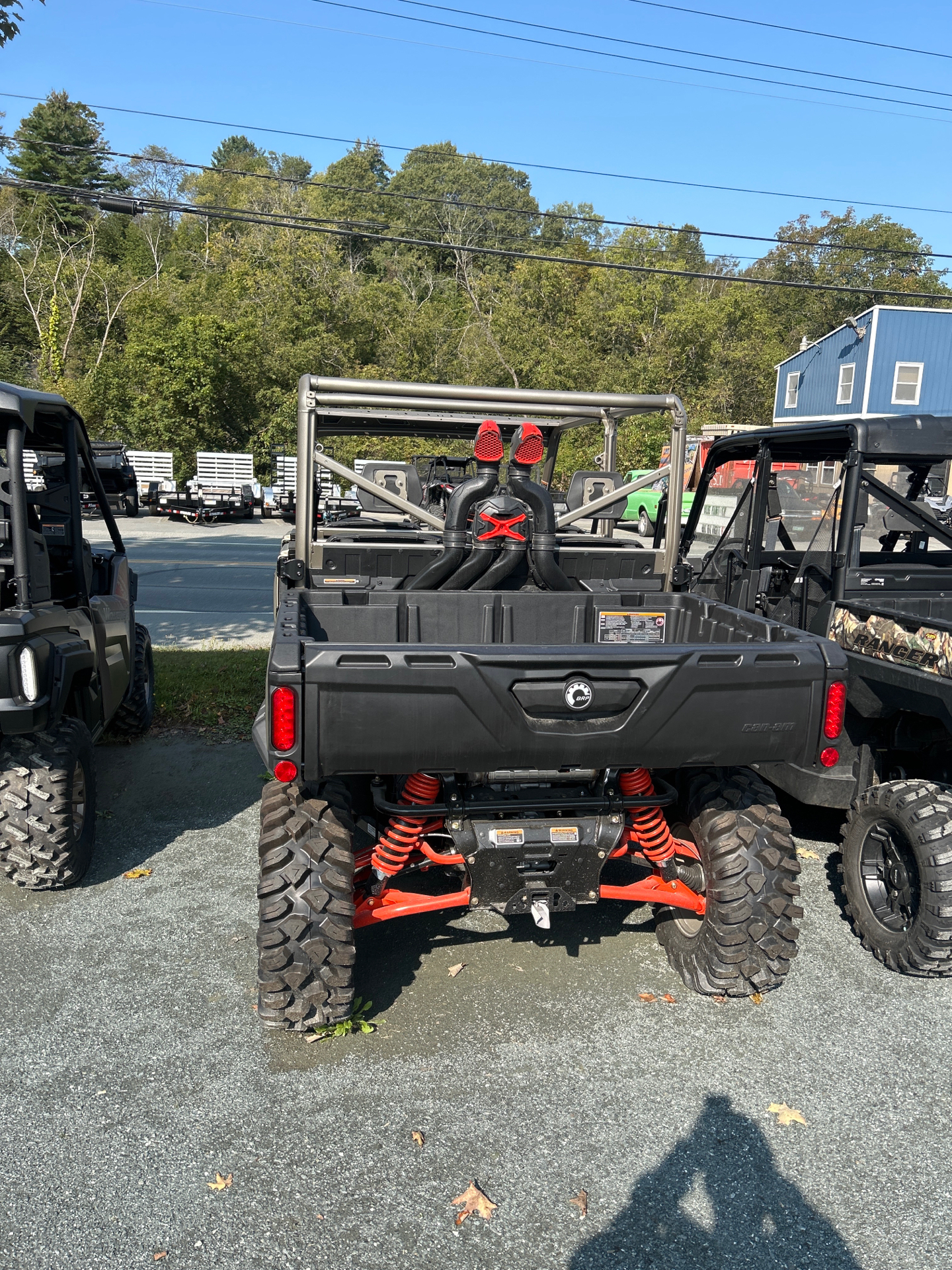 2023 Can-Am Defender MAX X MR With Half Doors HD10 in Saint Johnsbury, Vermont - Photo 2