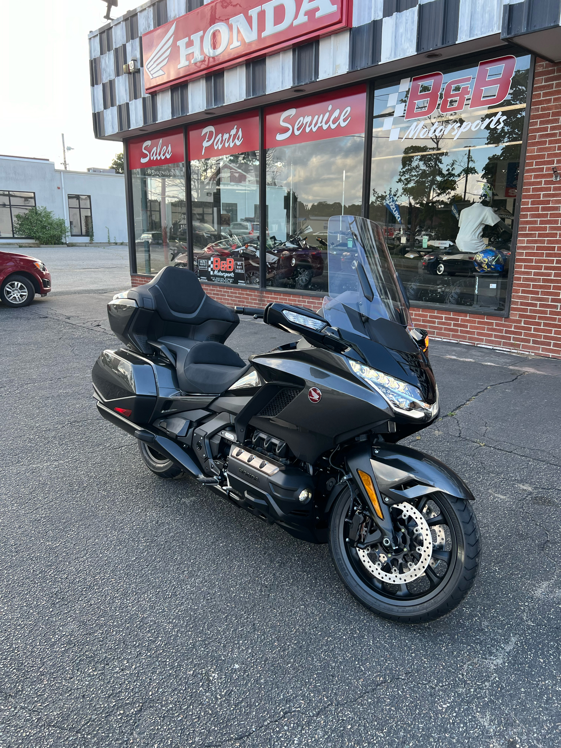 2024 Honda Gold Wing Tour Automatic DCT in Woonsocket, Rhode Island - Photo 3