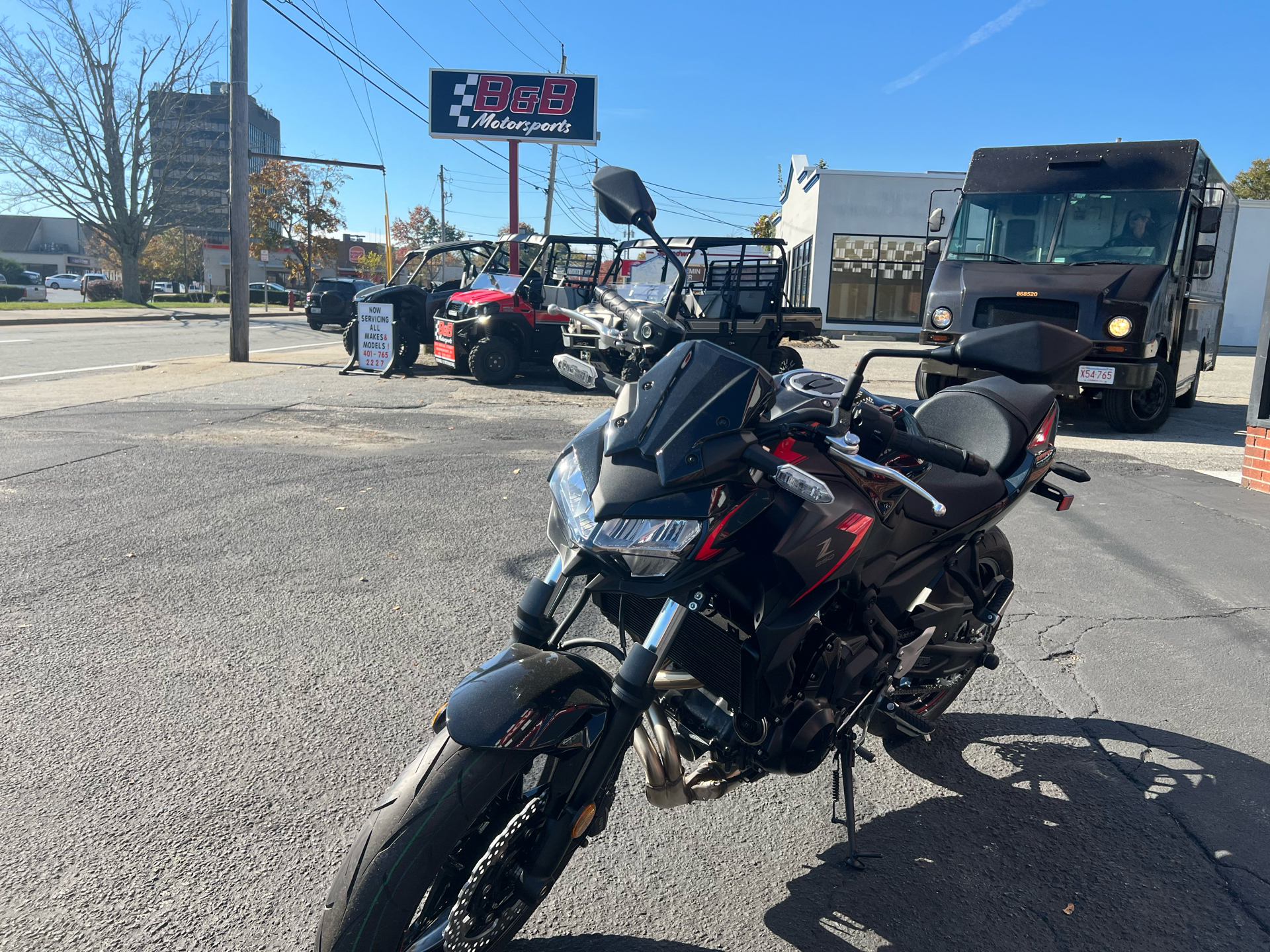 2023 Kawasaki Z650 in Woonsocket, Rhode Island - Photo 10
