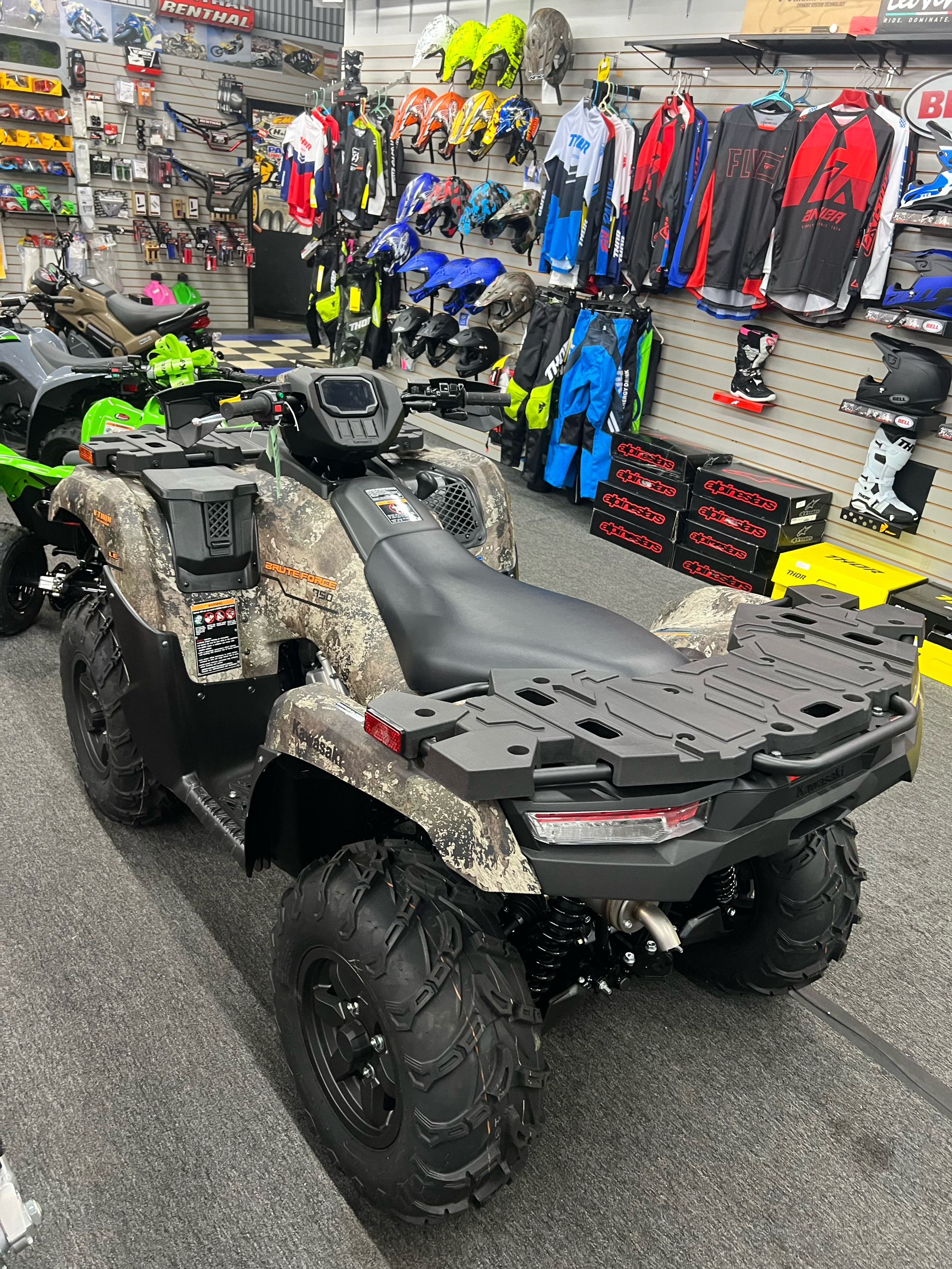 2024 Kawasaki Brute Force 750 LE EPS Camo in Woonsocket, Rhode Island - Photo 4