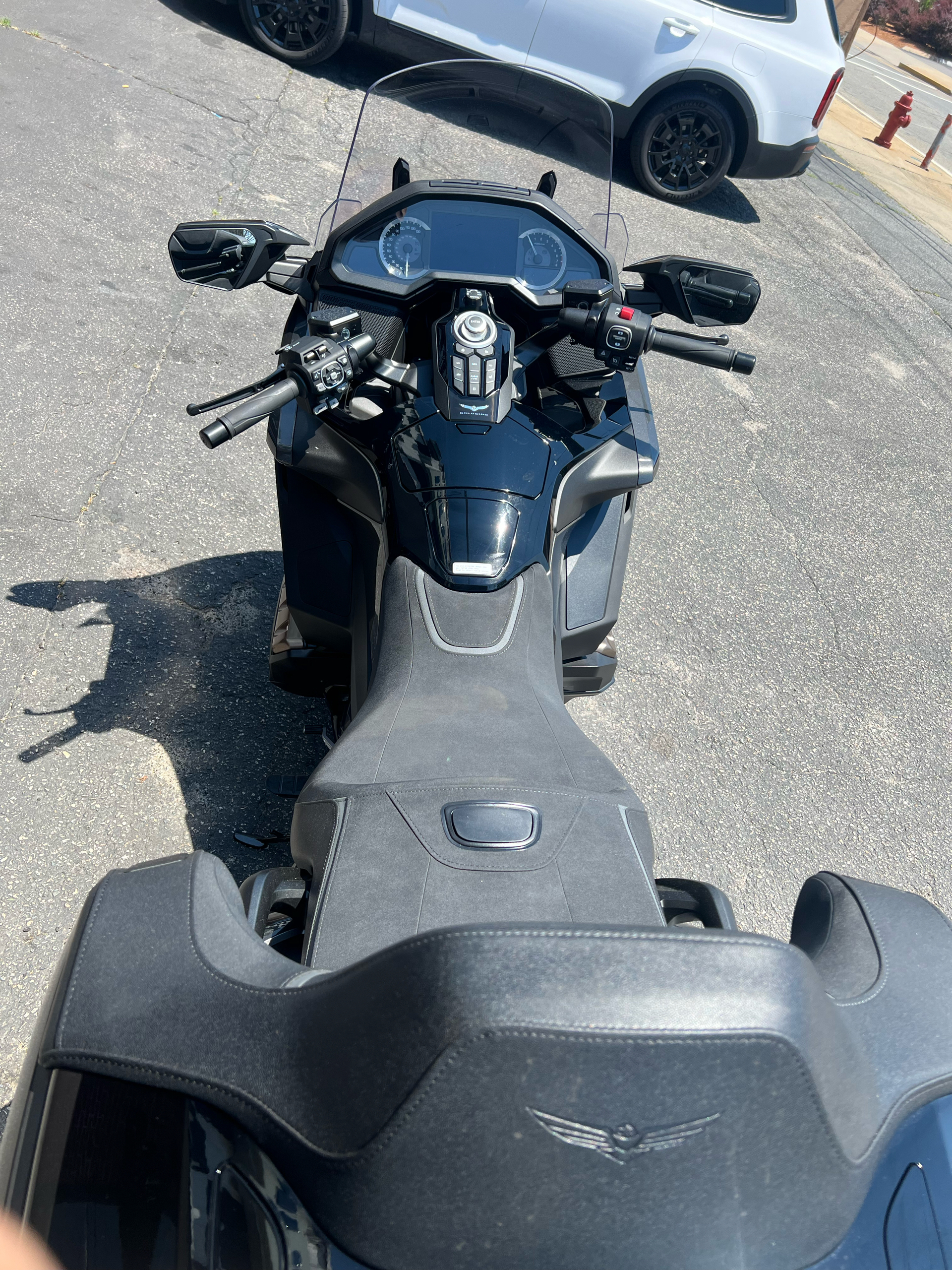 2024 Honda Gold Wing Tour in Woonsocket, Rhode Island - Photo 12