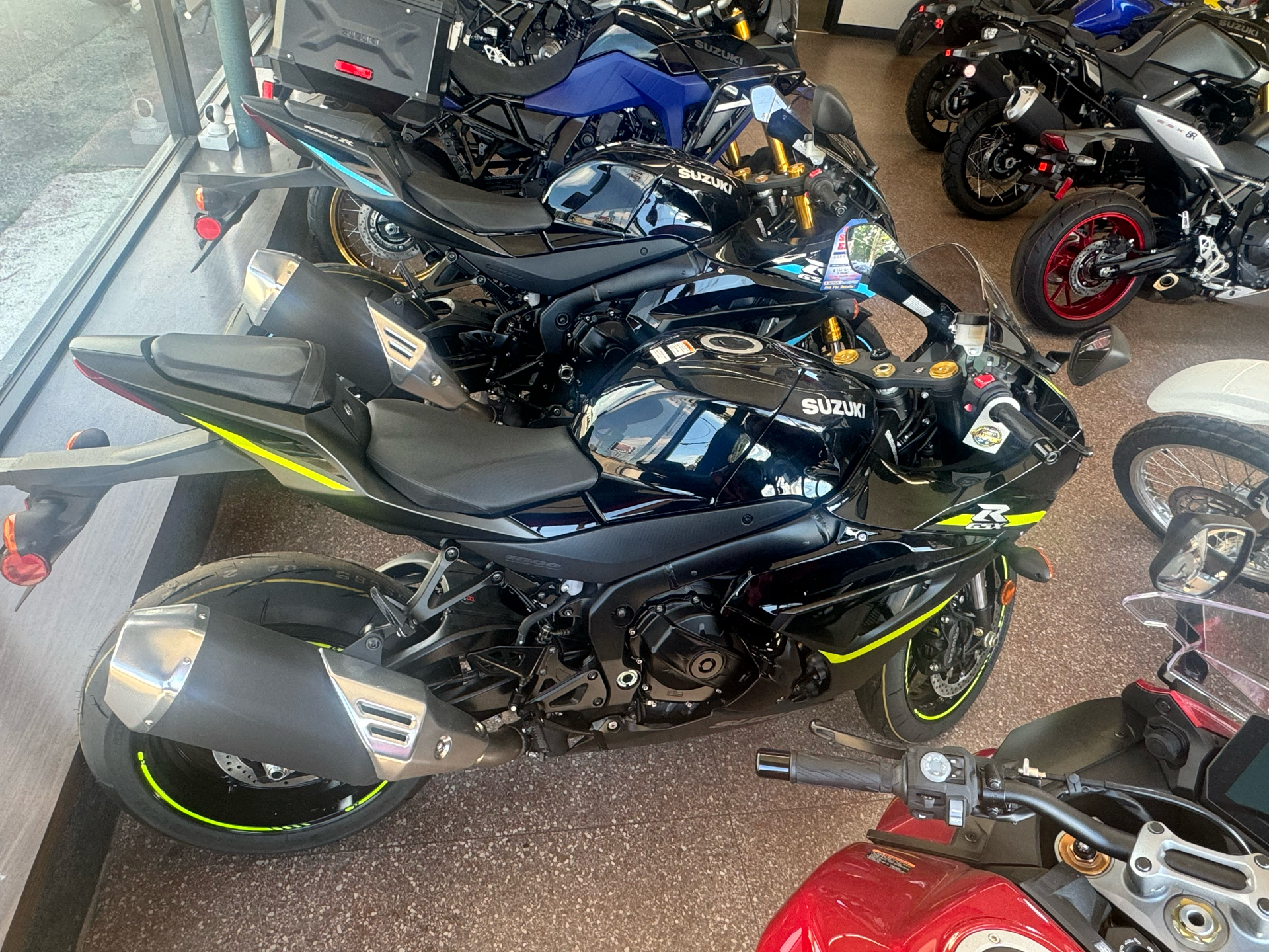 2023 Suzuki GSX-R1000 in Woonsocket, Rhode Island - Photo 3