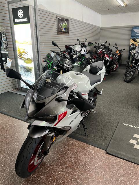 2024 Kawasaki Ninja ZX-6R ABS in Woonsocket, Rhode Island - Photo 4