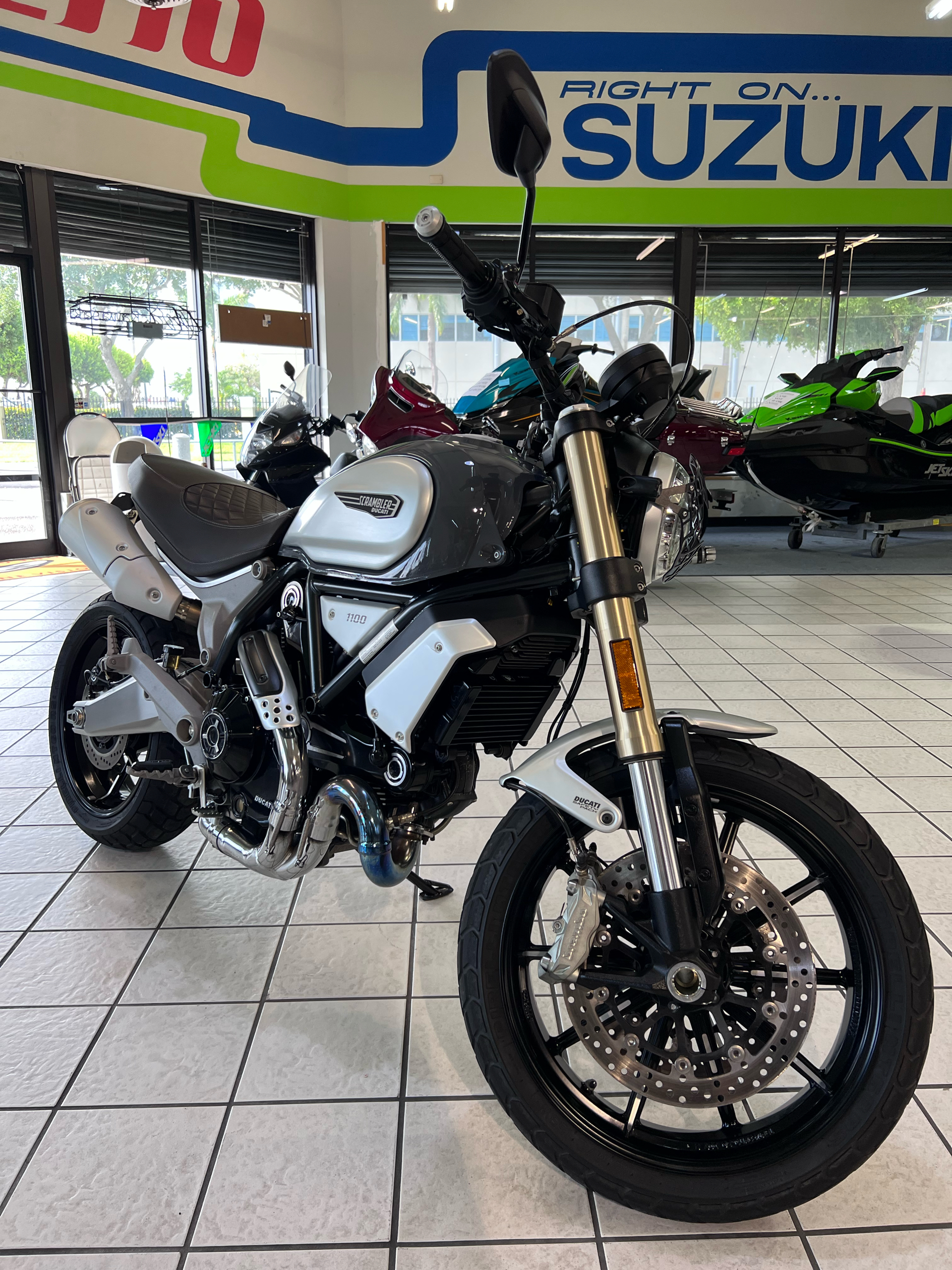 2019 Ducati Scrambler 1100 Special in Hialeah, Florida - Photo 2